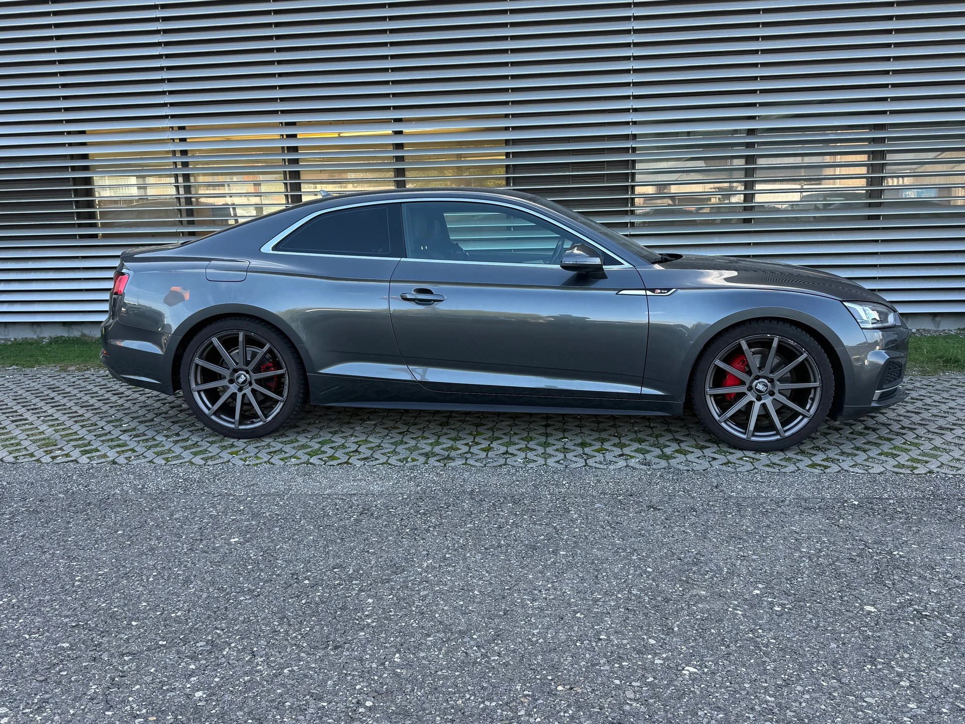 AUDI A5 Coupé 2.0 TDI Design S-tronic S-LINE-image-12