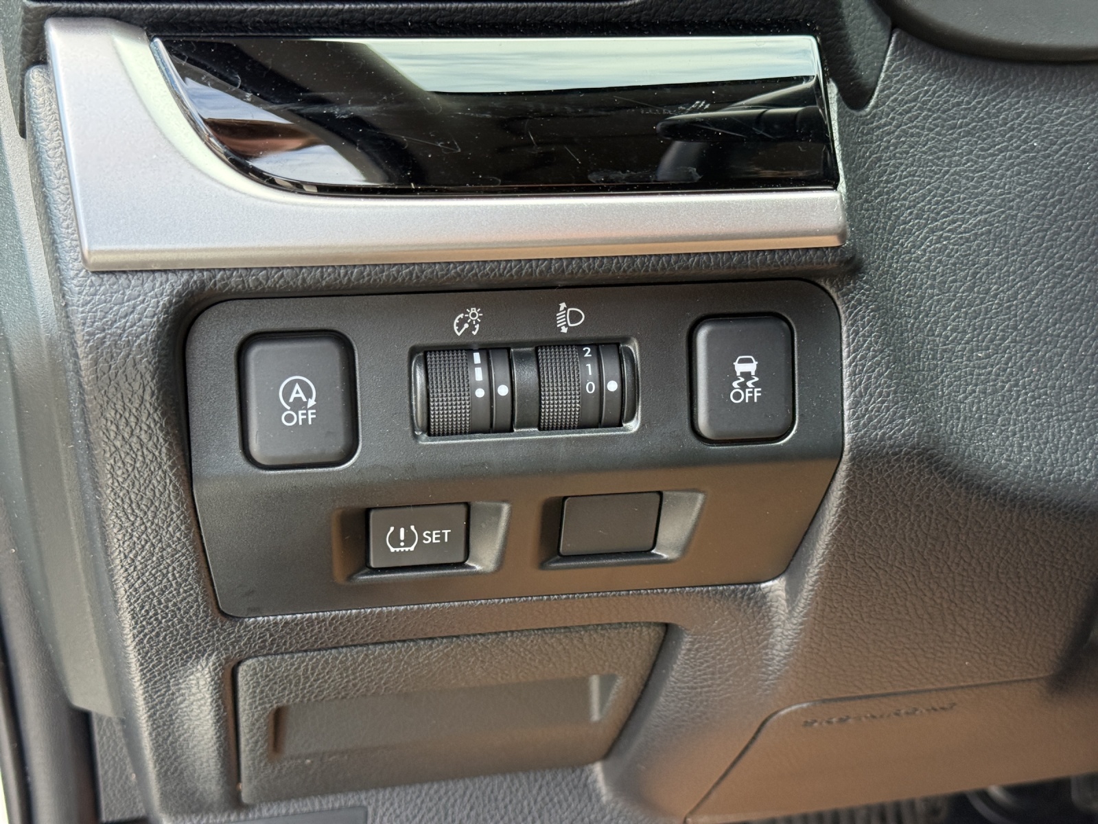 SUBARU XV 2.0 Swiss One AWD CVT-image-20