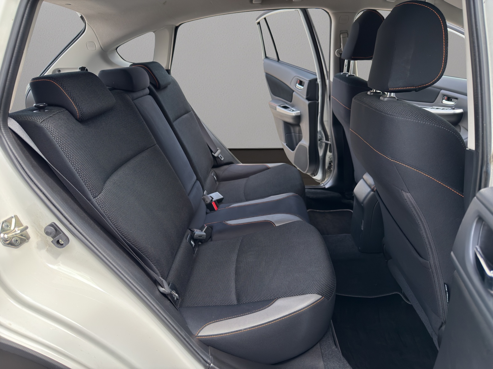 SUBARU XV 2.0 Swiss One AWD CVT-image-17