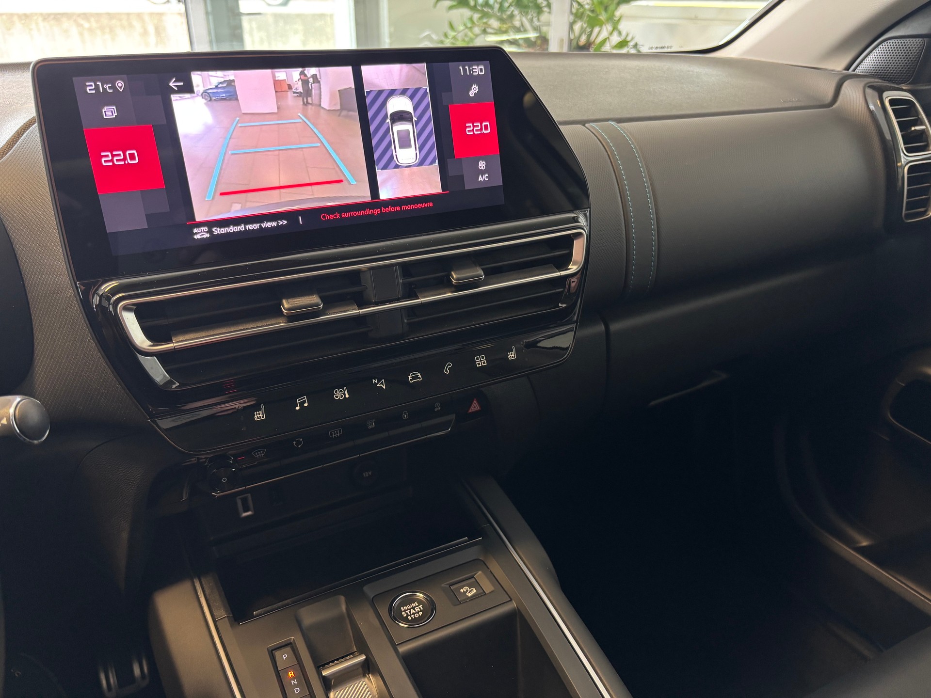 CITROEN C5 Aircross 1.2i PureTech Shine Pack EAT8-image-14