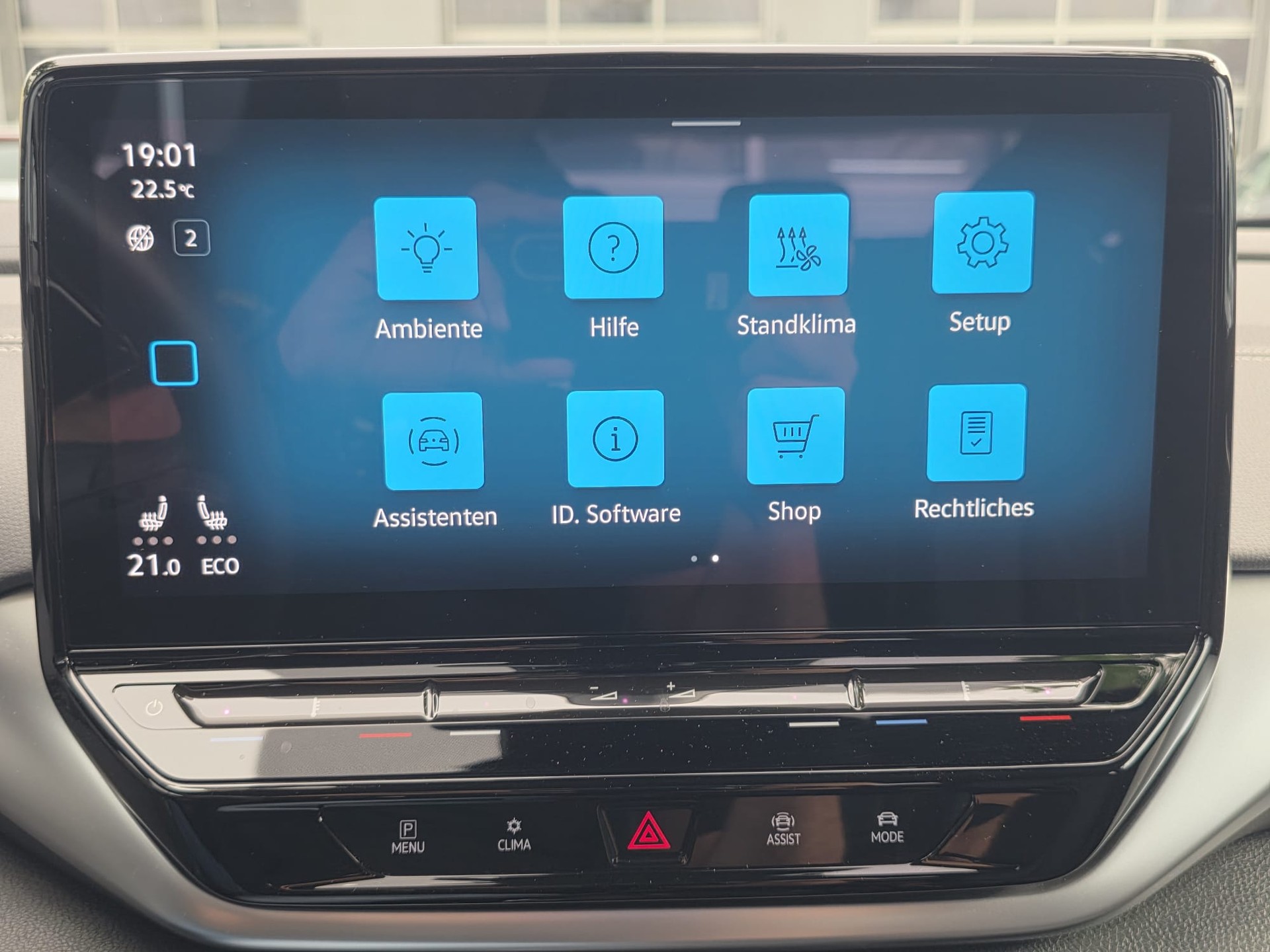VW ID.4 Pro - ** MASSAGE SITZE -HEAD UP DISPLAY - ASSISTENZ PAKET -KOMFORT PAKET - 360° KAMERA -GARANTIE BIS 05.2031**-image-16