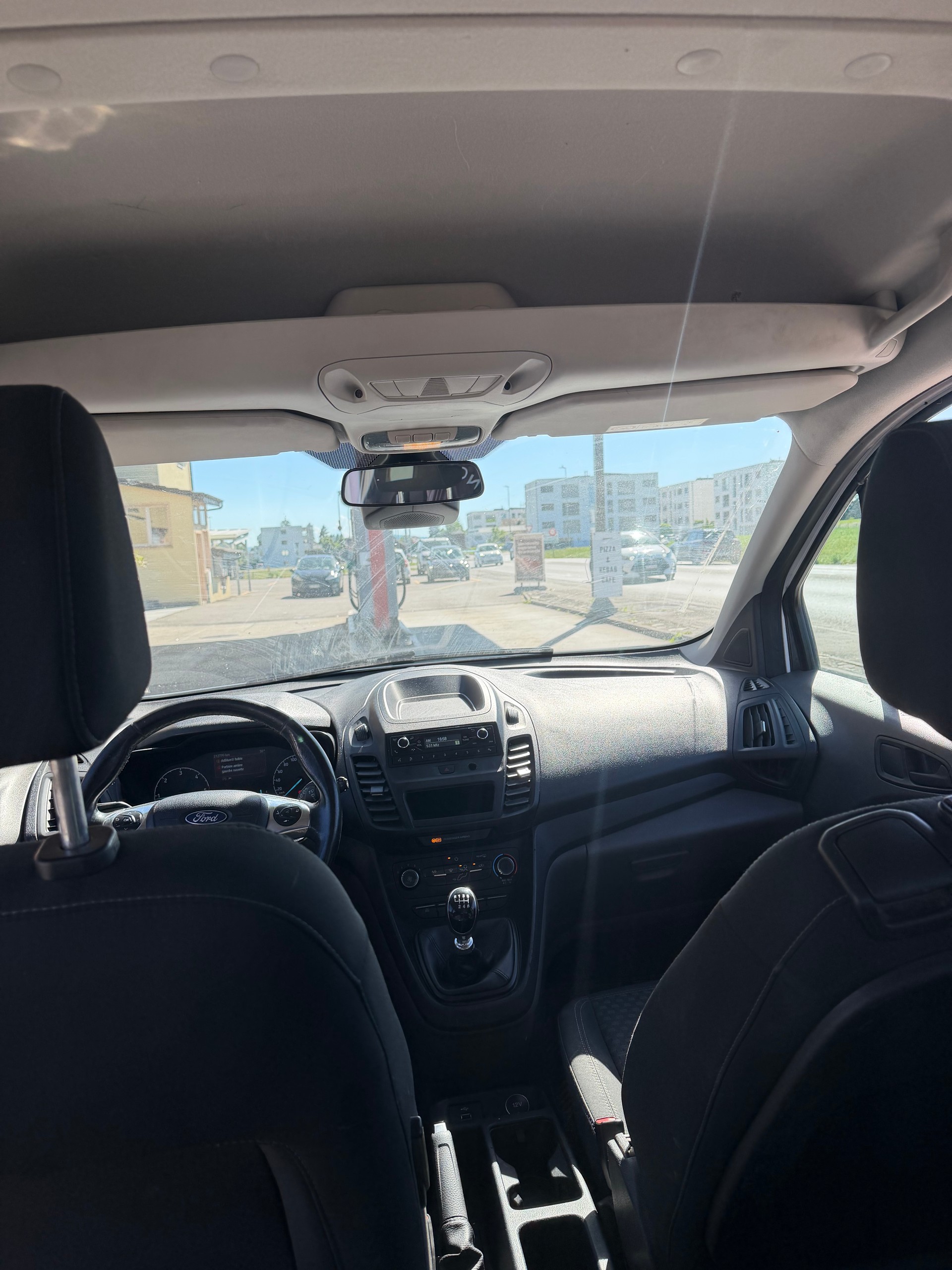 FORD Grand Tourneo Connect 1.5 EcoBlue Trend-image-10