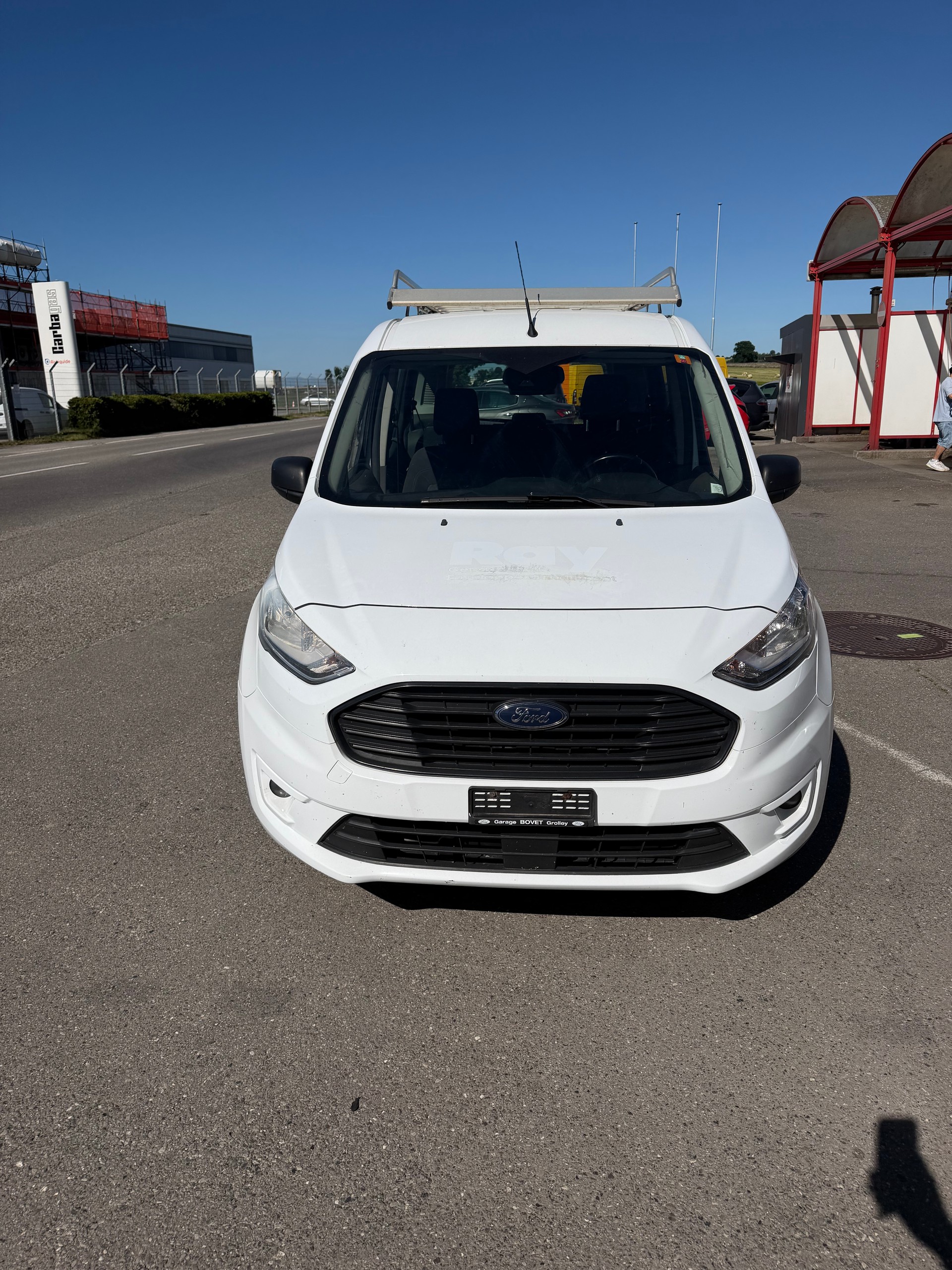 FORD Grand Tourneo Connect 1.5 EcoBlue Trend-image-1