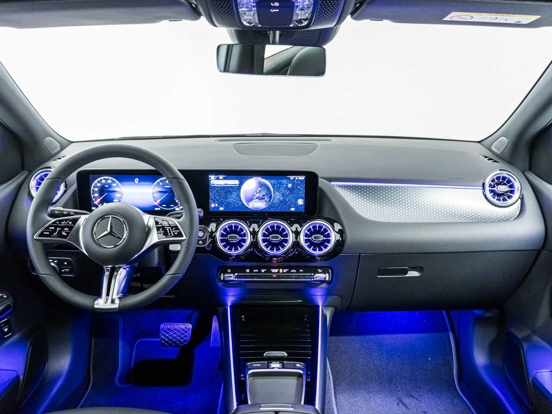 MERCEDES-BENZ B 200-image-10