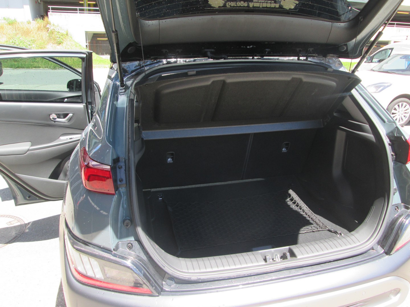HYUNDAI Kona 1.6 GDi HEV Vertex DCT-image-6