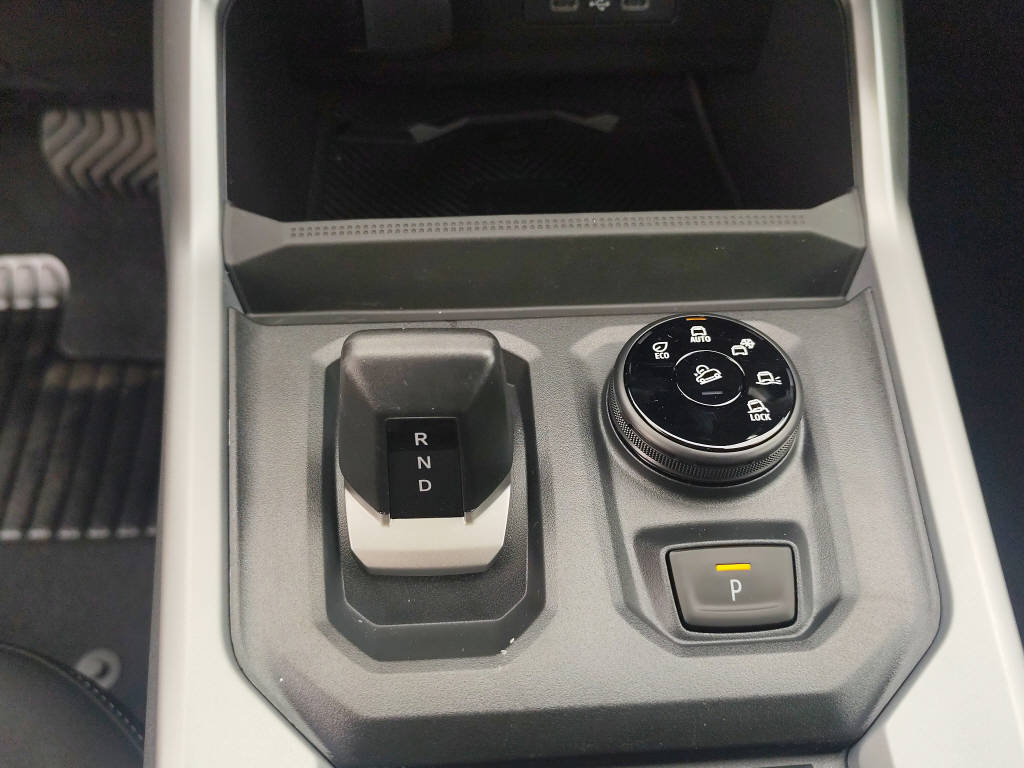 DACIA Bigster TCe 150 48V Journey 4x4-image-6