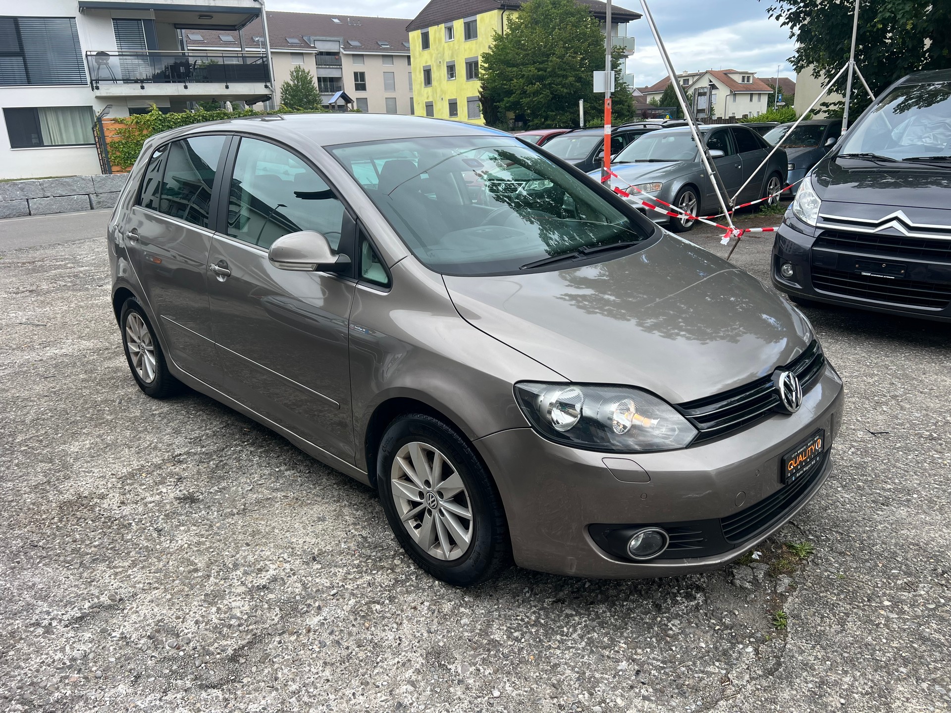 VW Golf Plus 2.0 TDI Trendline-showroom-element-2