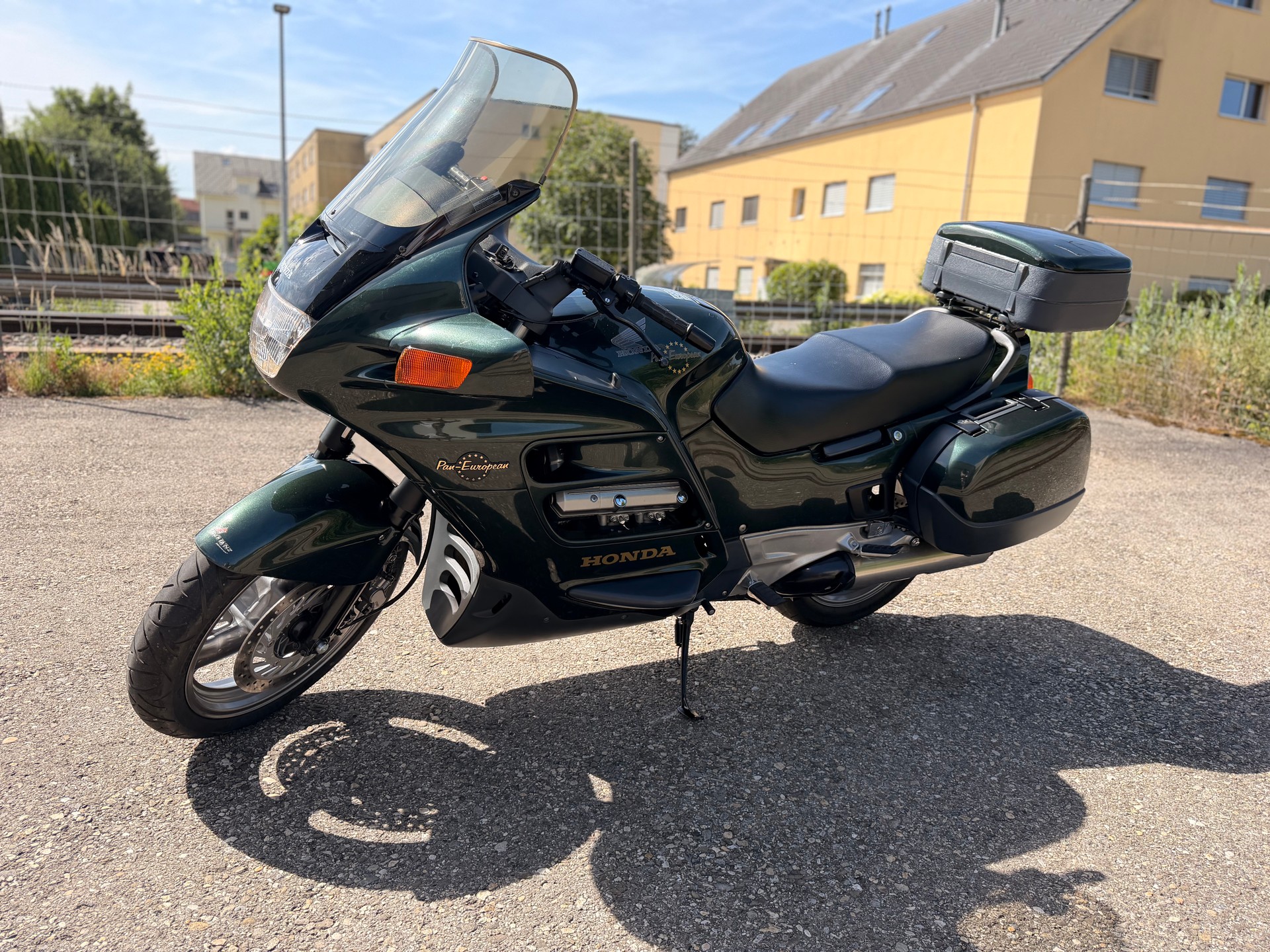 HONDA ST 1100 A N/P Pan-European-image-3