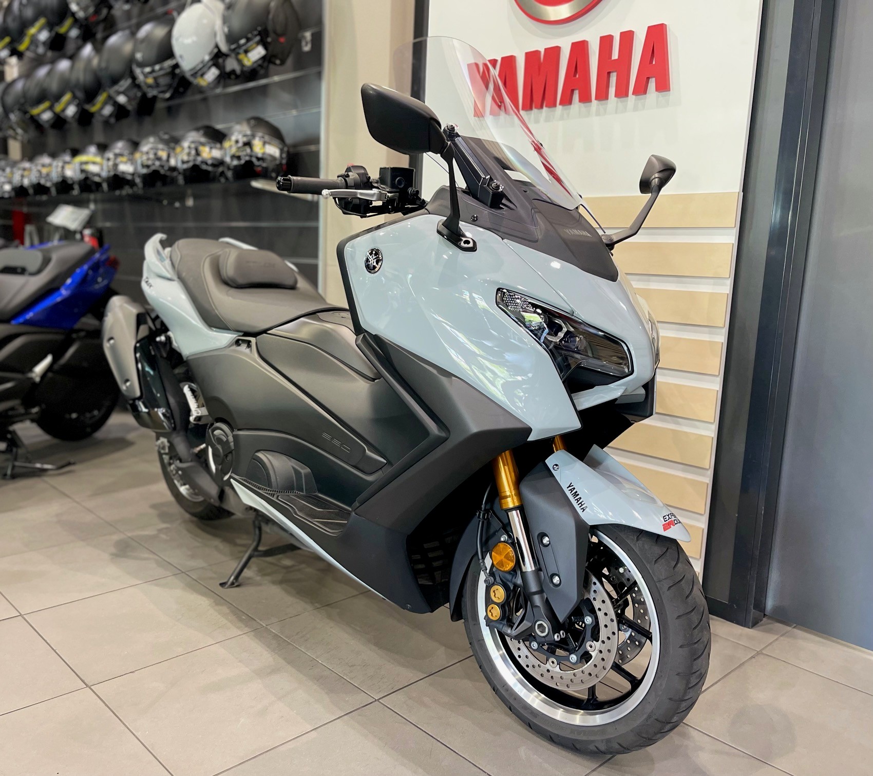 YAMAHA T-MAX Tech-Max XP 560-image-2