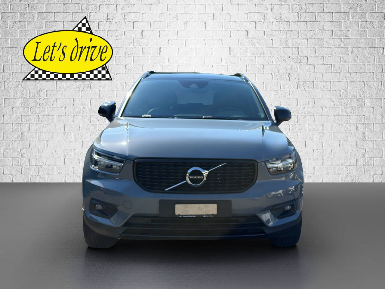 VOLVO XC40 2.0 B4 MH R-Design AWD-showroom-element-1