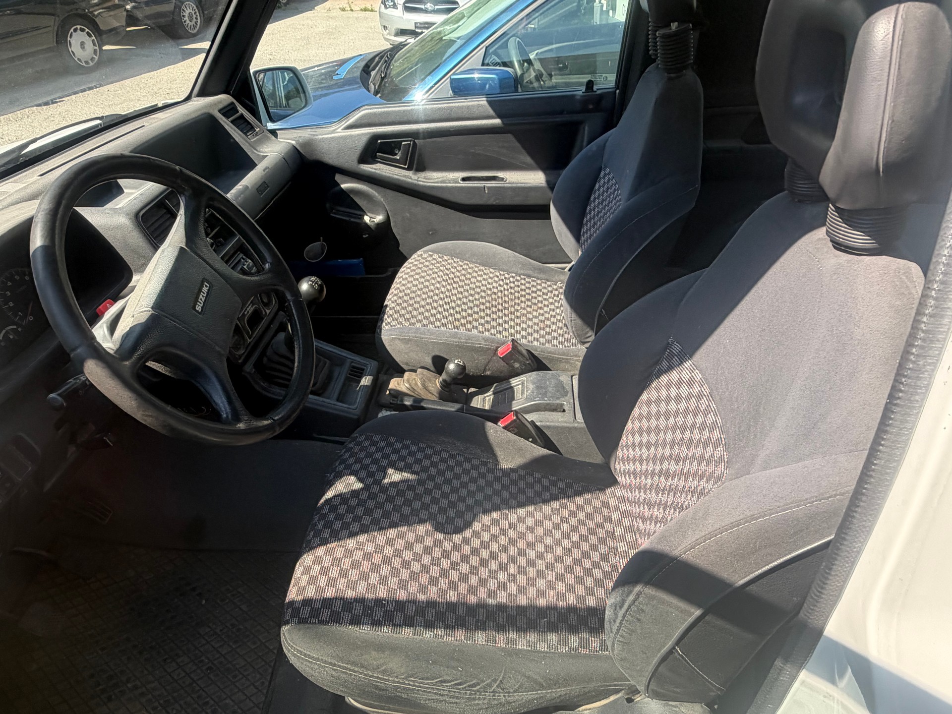SUZUKI Vitara 1.6 Cabrio-image-4
