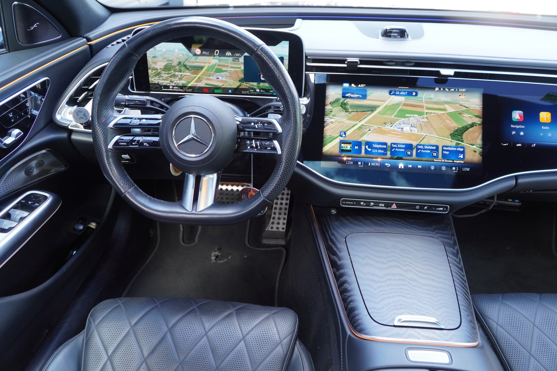 MERCEDES-BENZ E 400 e 4Matic 9G-Tronic-image-11