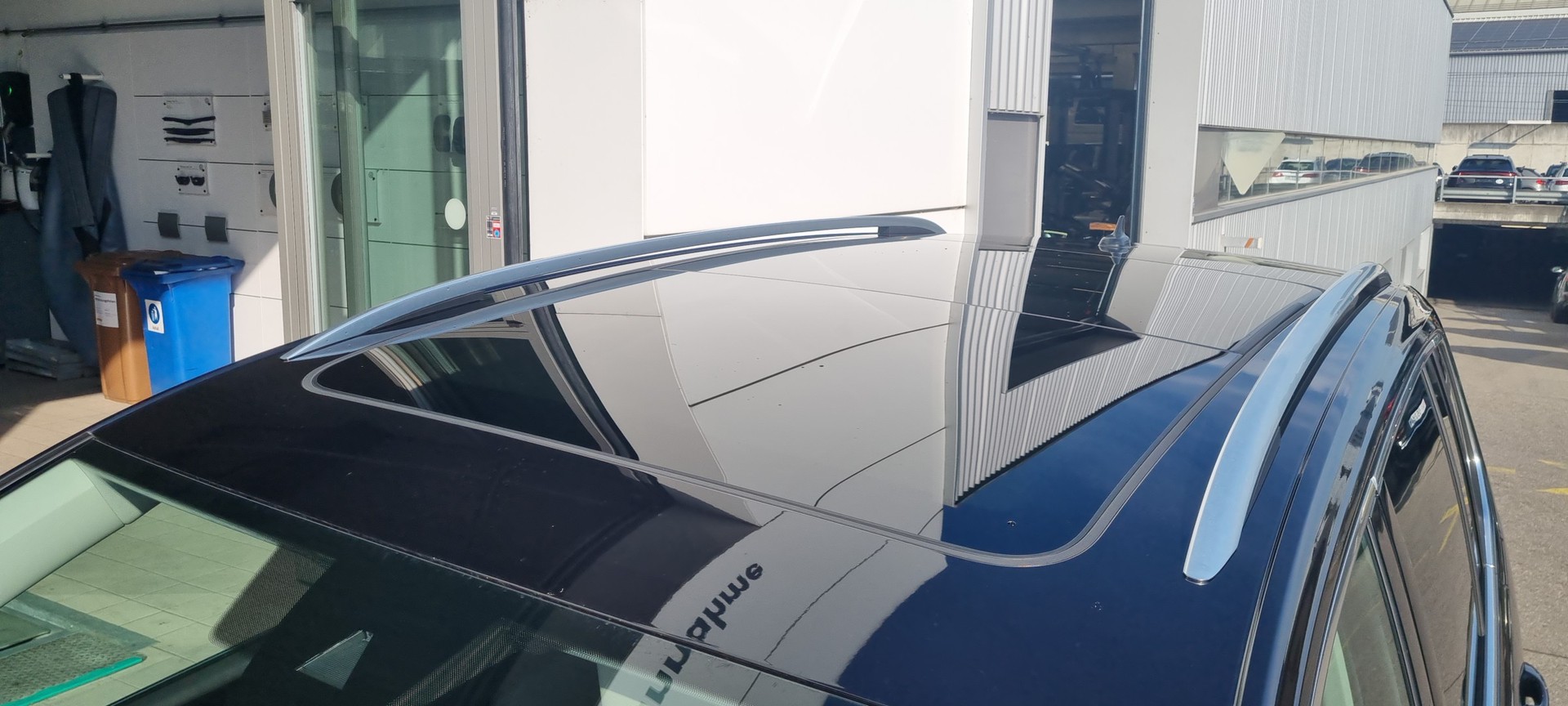 VW Touran 2.0 TDI BlueMotion Technology Highline DSG-showroom-element-2