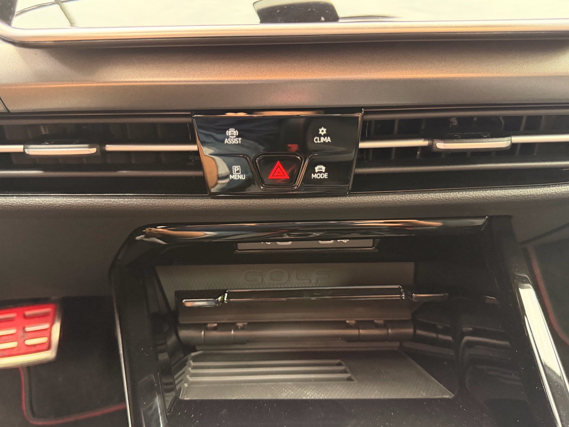 VW Golf GTI 2.0 TSI DSG 325 PS EDITION 50 *** AKRAPOVIC & 5 JAHRE VW WERKSGARANTIE ***-image-23