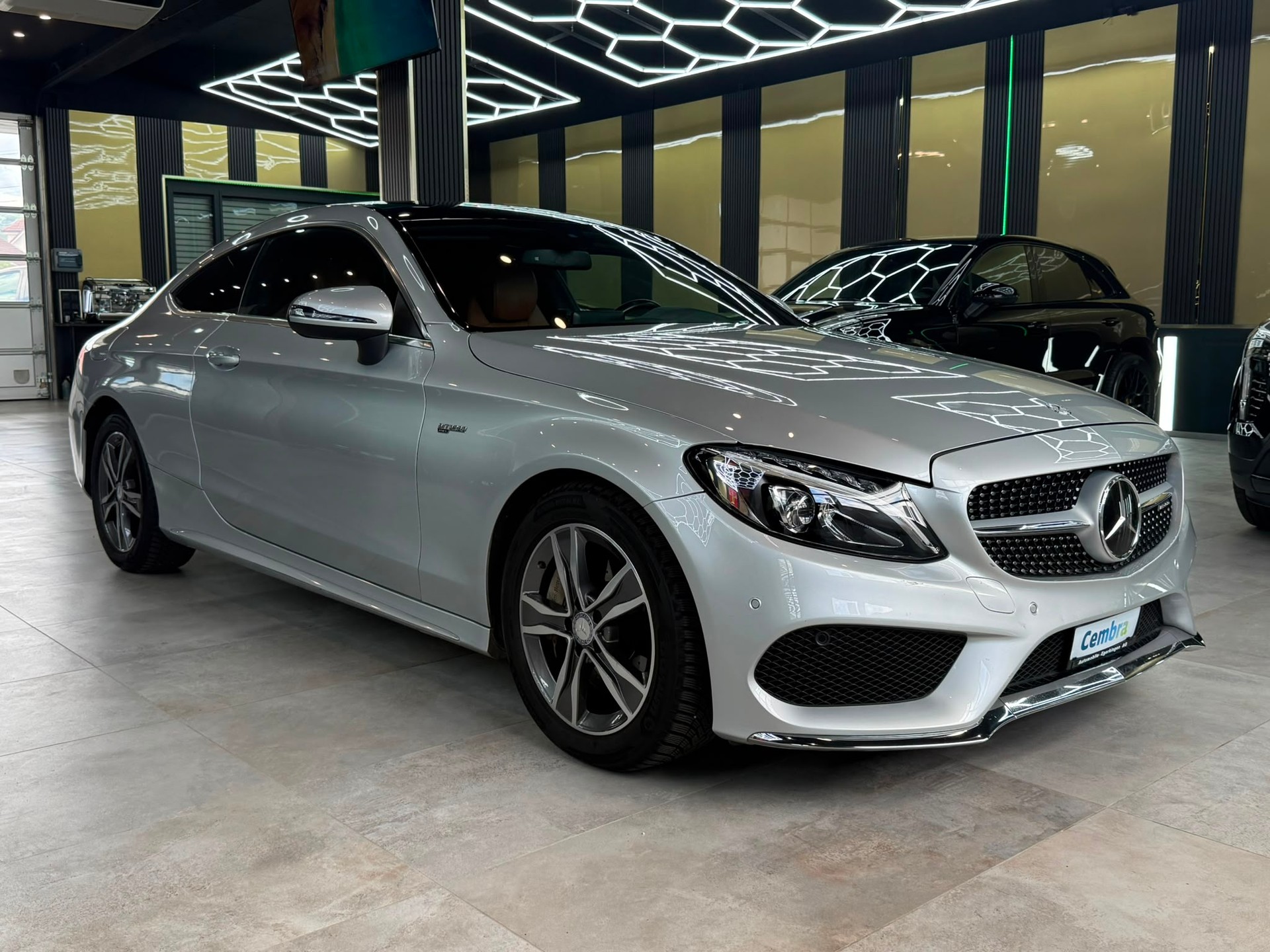 MERCEDES-BENZ C 250 AMG Line Coupé 7G-tronic-showroom-element-2