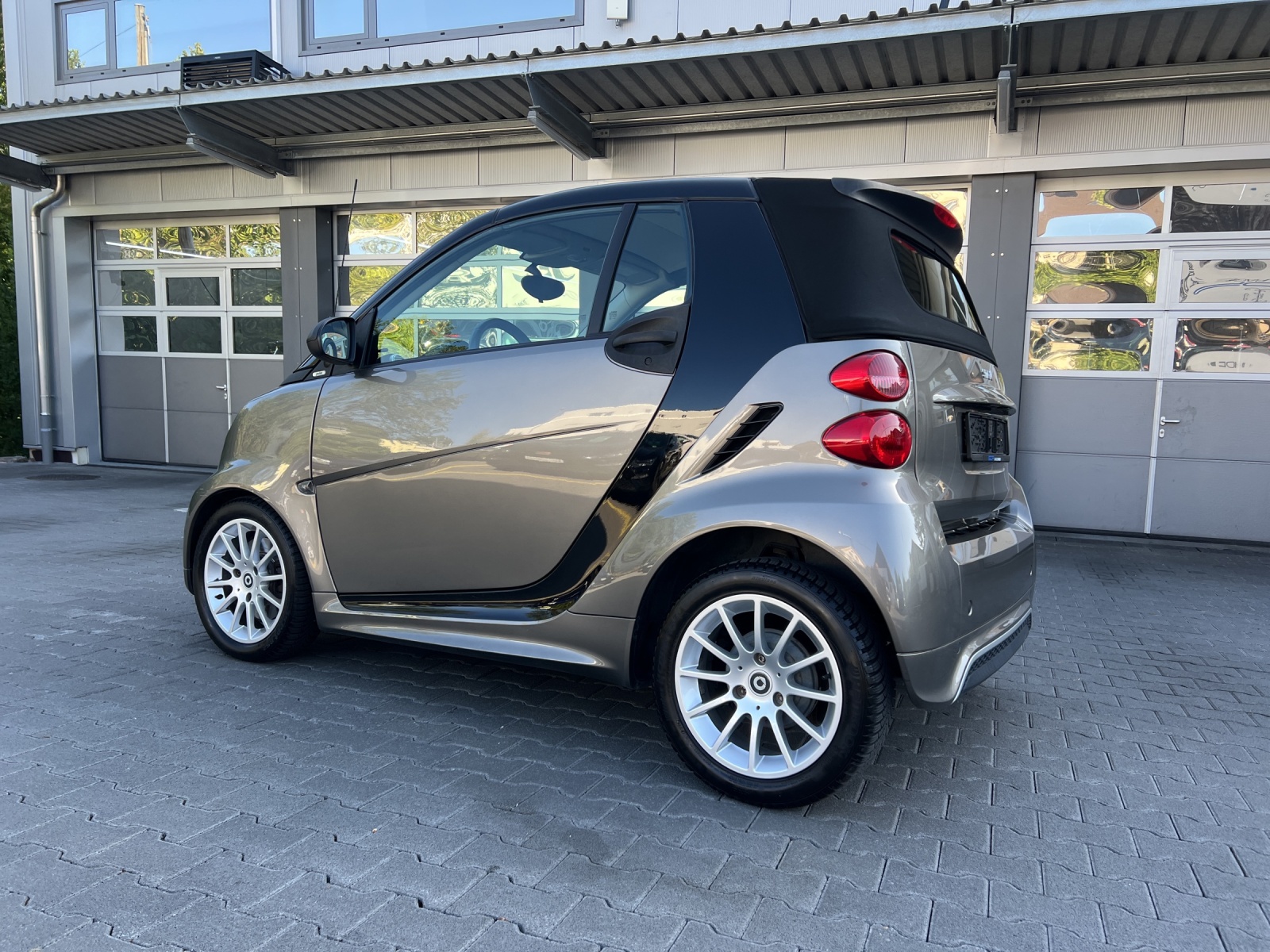 SMART fortwo pulse mhd softouch-showroom-element-2