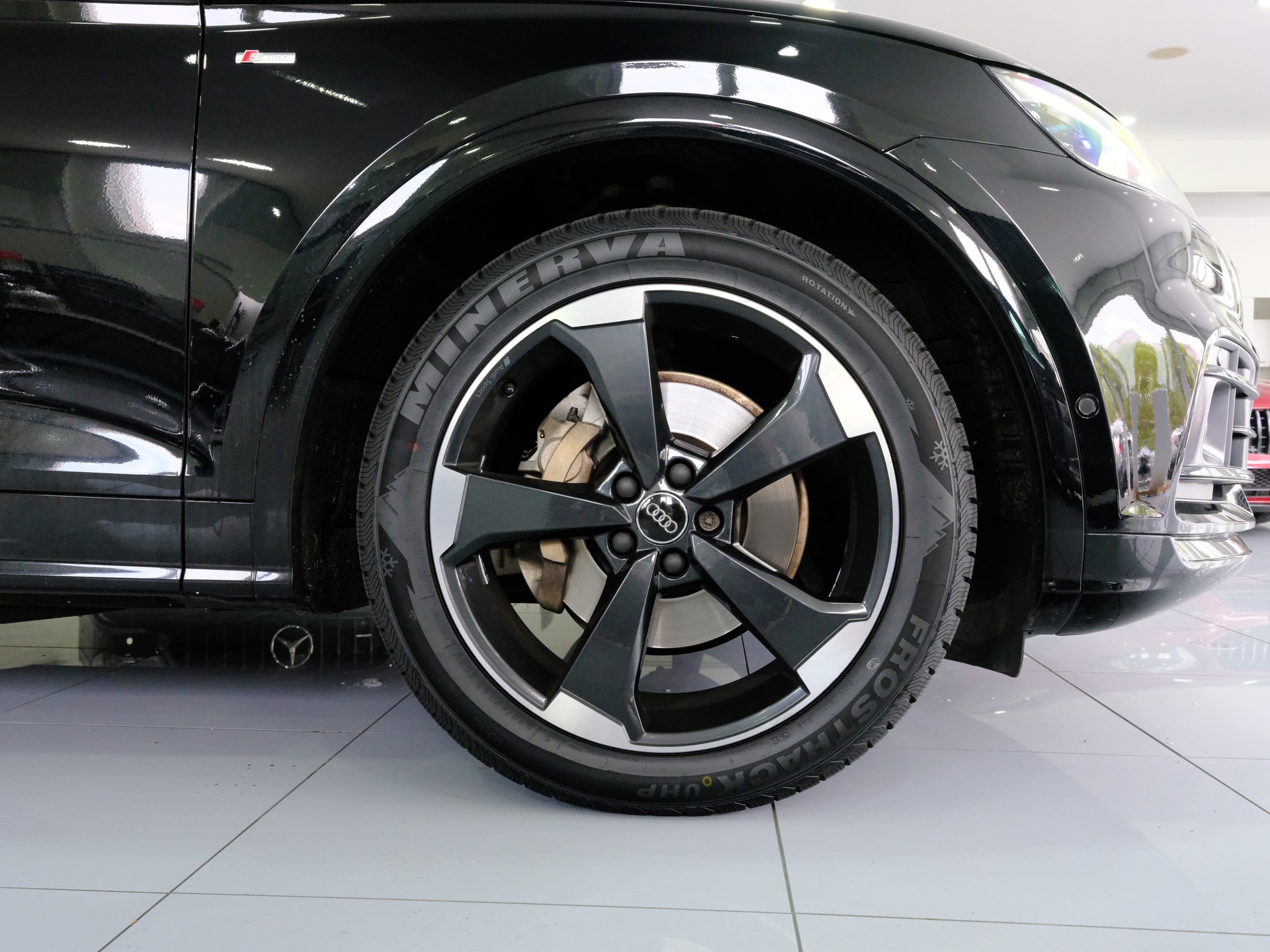 AUDI Q5 45 TFSI sport quattro S-tronic-image-17