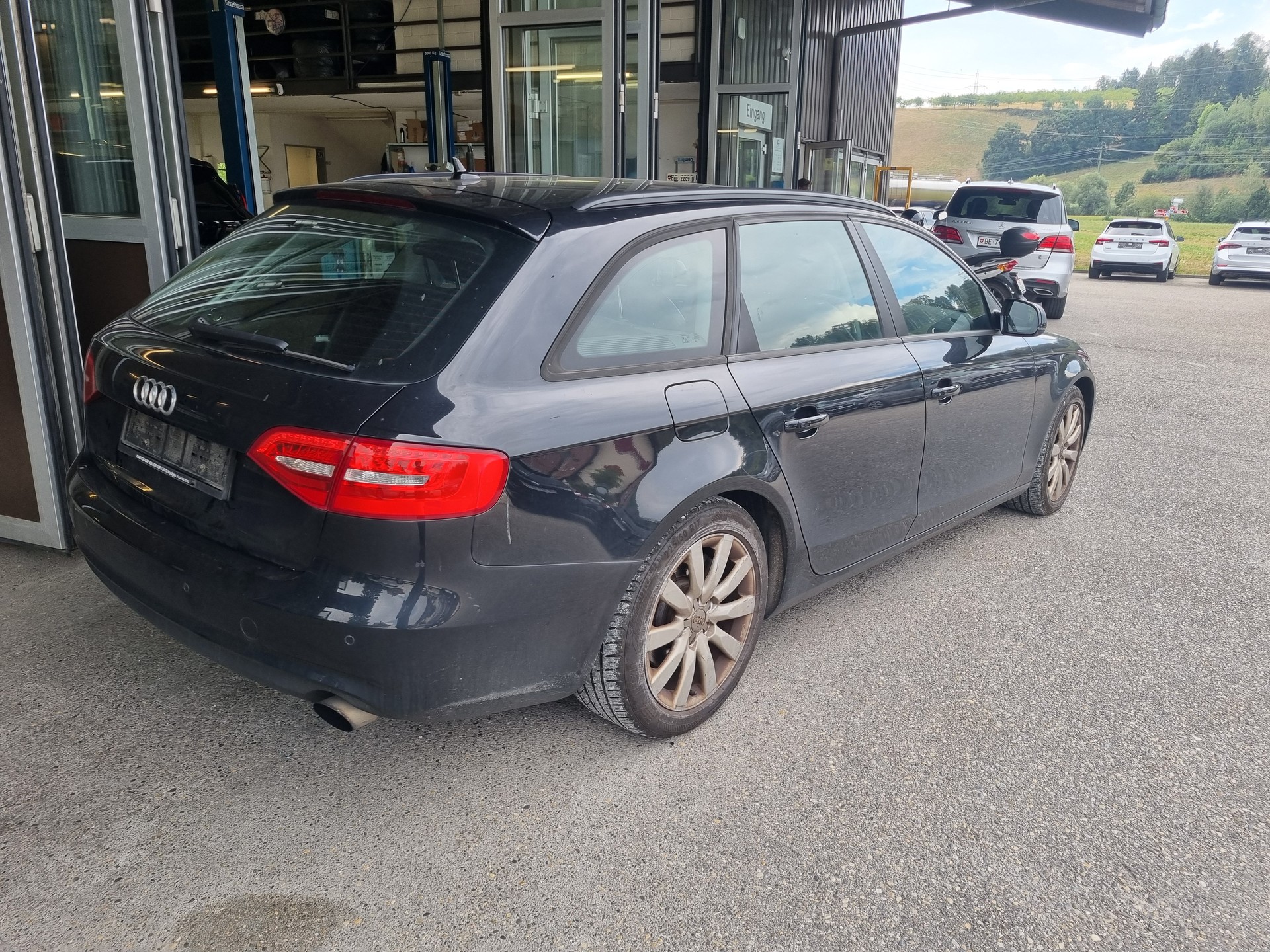 AUDI A4 Avant 1.8 TFSI-showroom-element-3