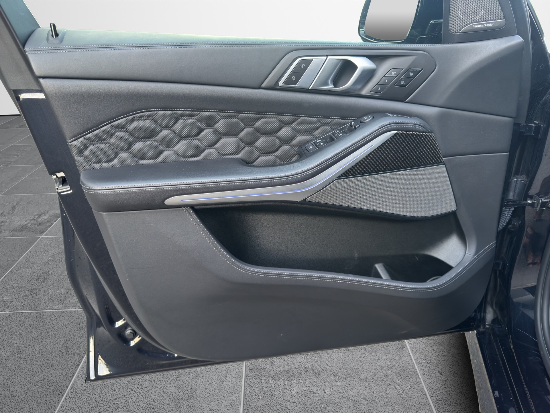 BMW X5 M Competition-image-9