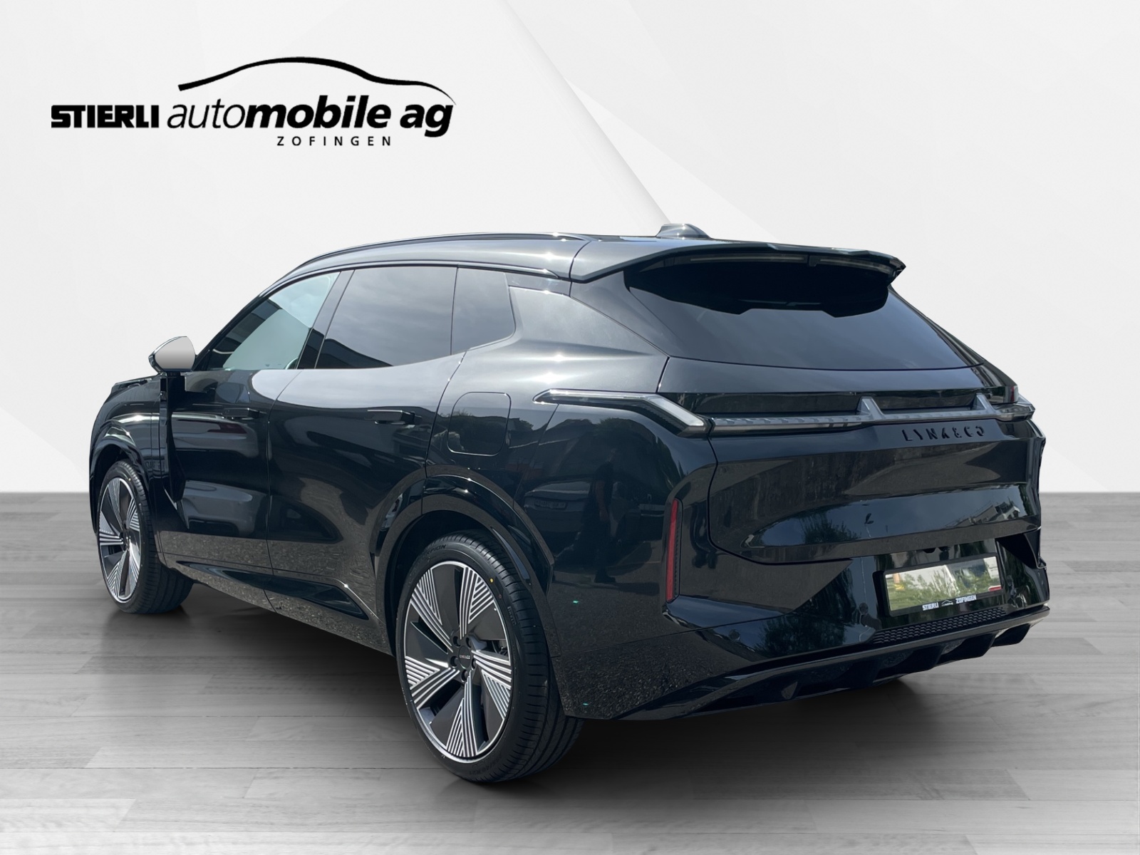 LYNK & CO 08-image-7