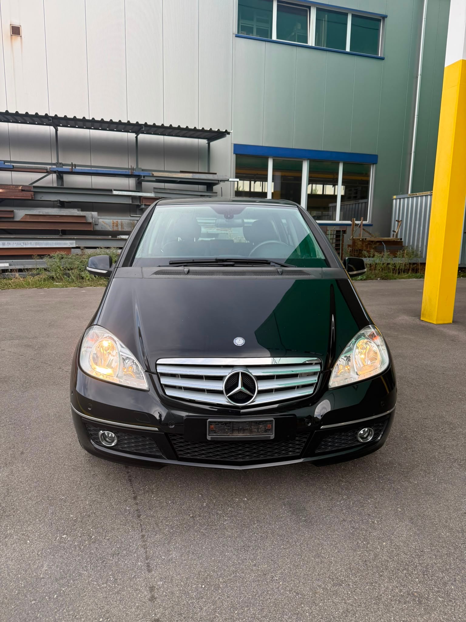 MERCEDES-BENZ A 180 (170) BlueEfficiency Classic-image-1