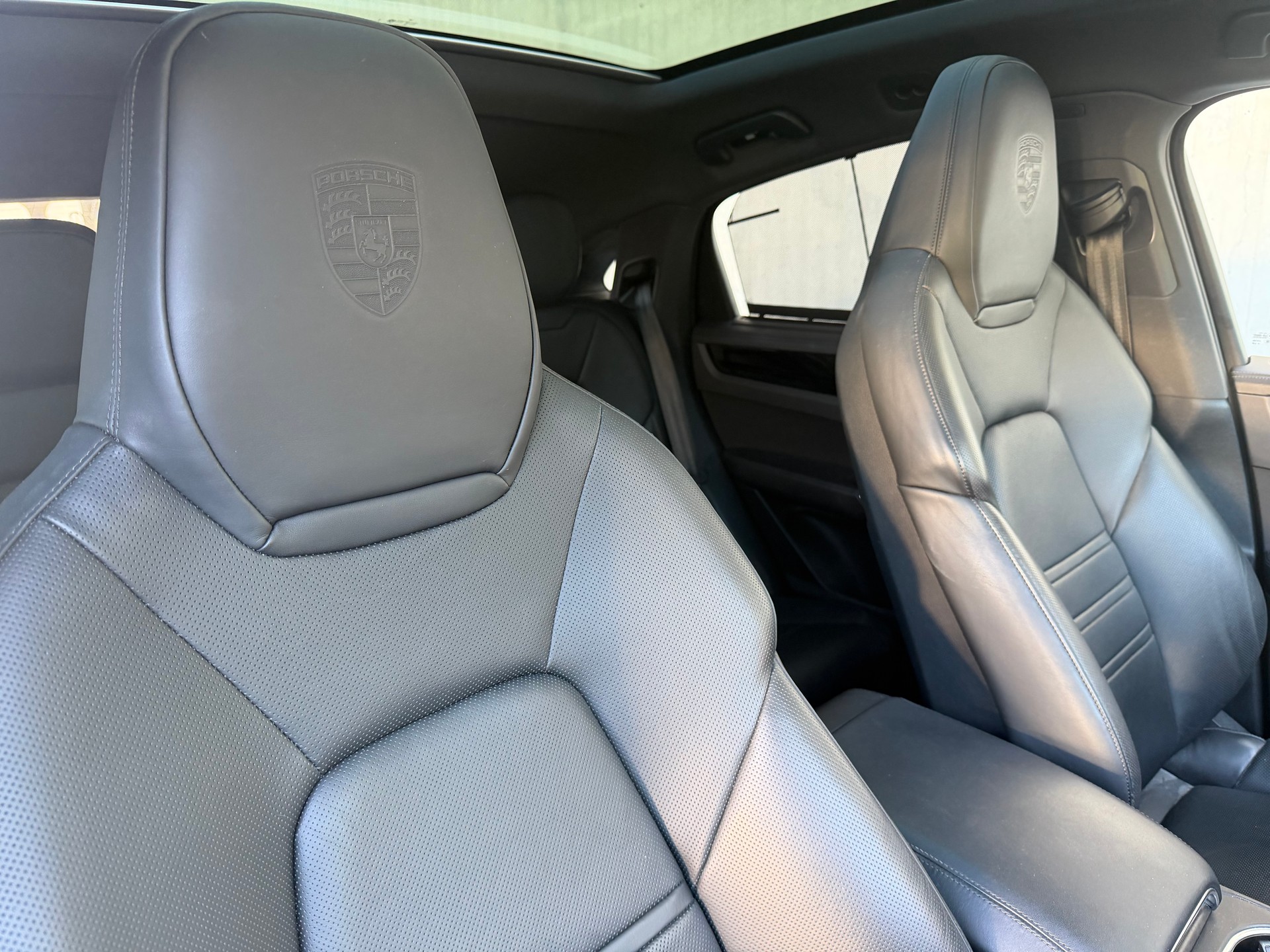 PORSCHE Cayenne S Coupé-image-15