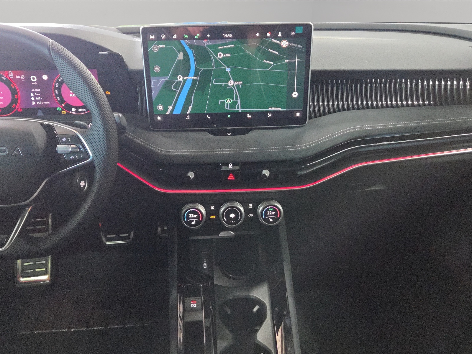 SKODA Superb Combi 2.0 TDi Sportline 4x4 DSG-image-7