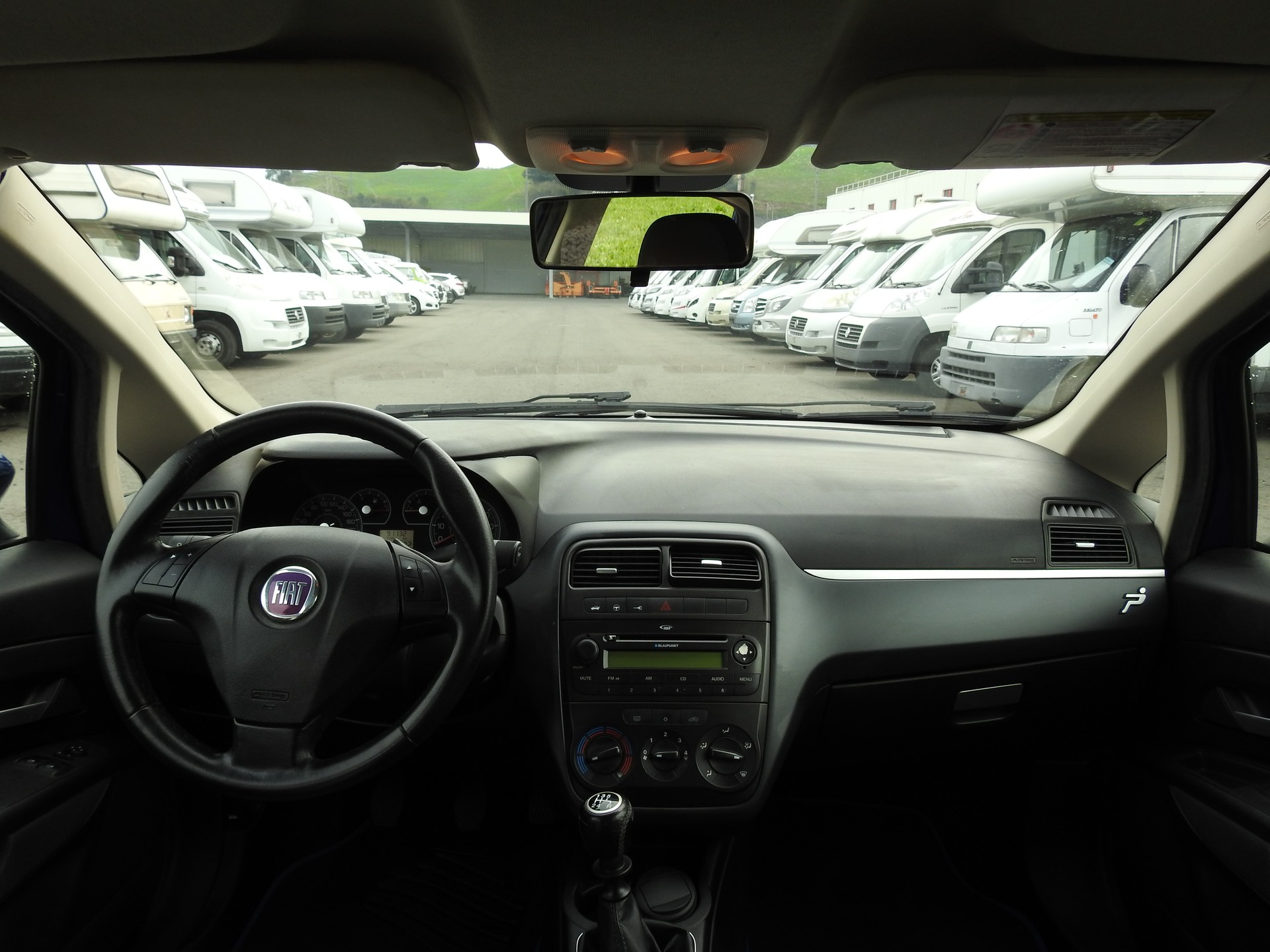 FIAT Punto 1.4 Emotion-image-15