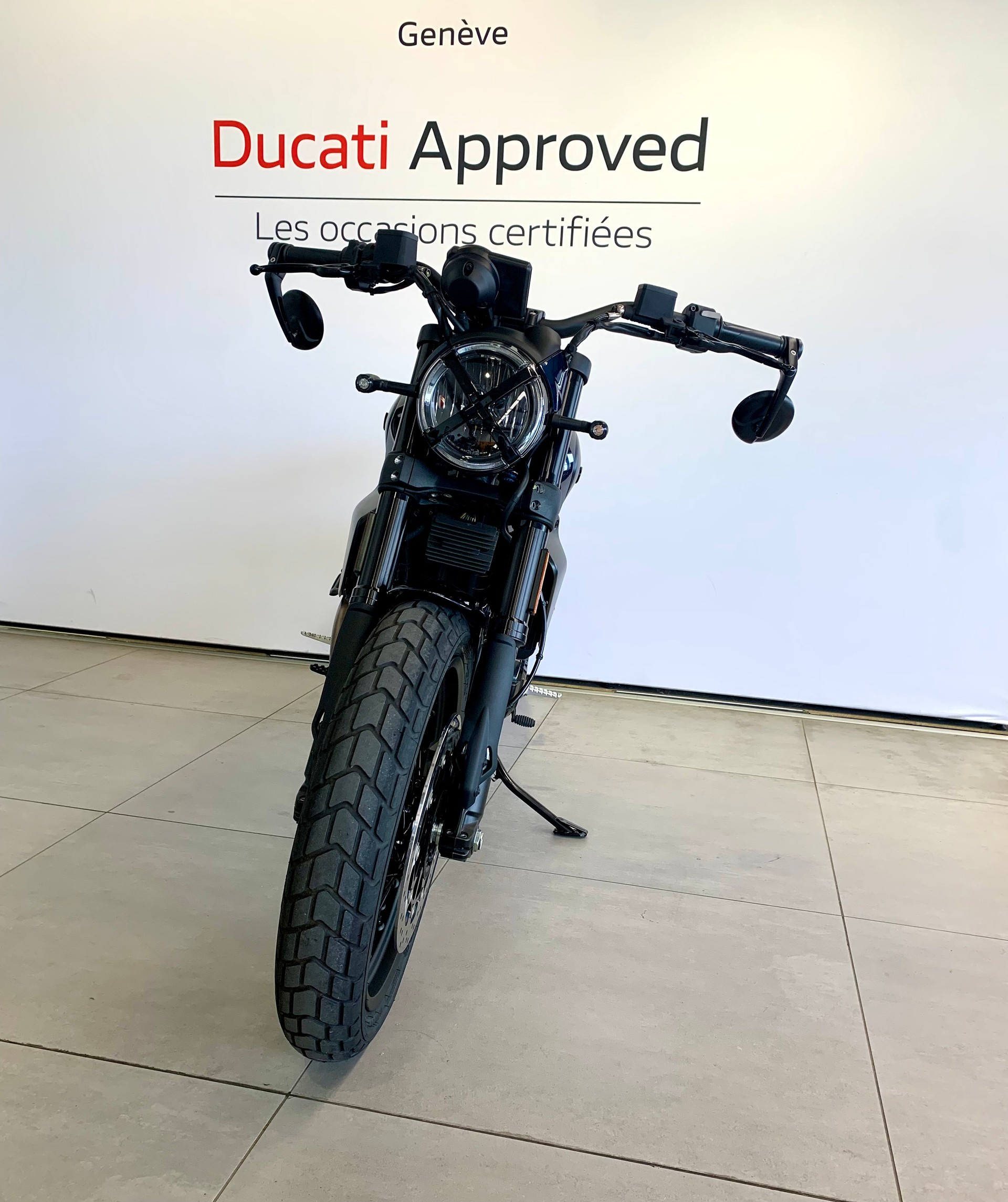 DUCATI Scrambler 803 Nightshift-image-2