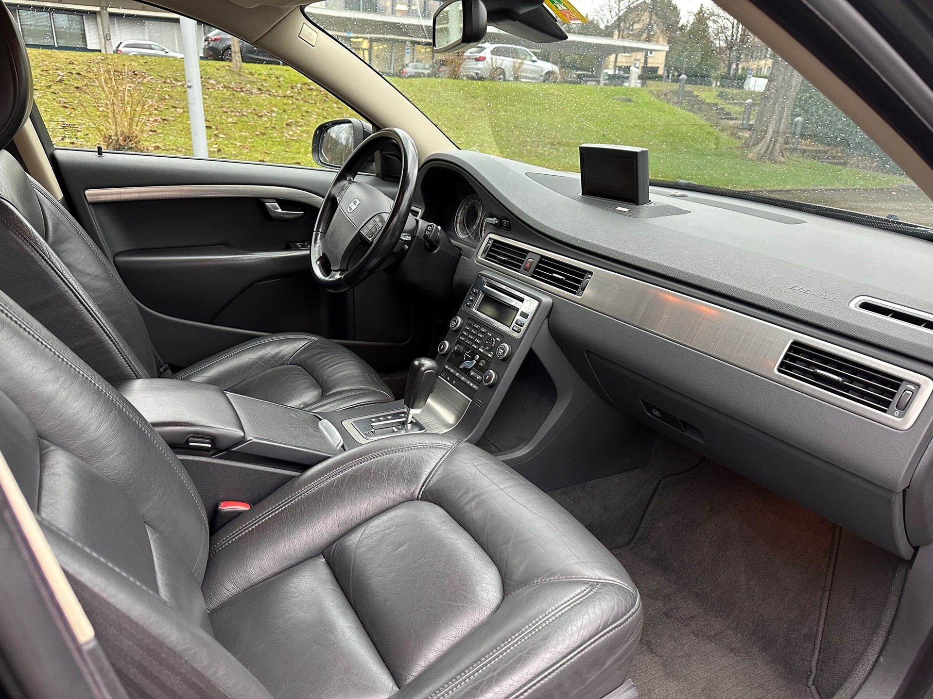 VOLVO V70 T6 AWD Summum Geartronic-image-11
