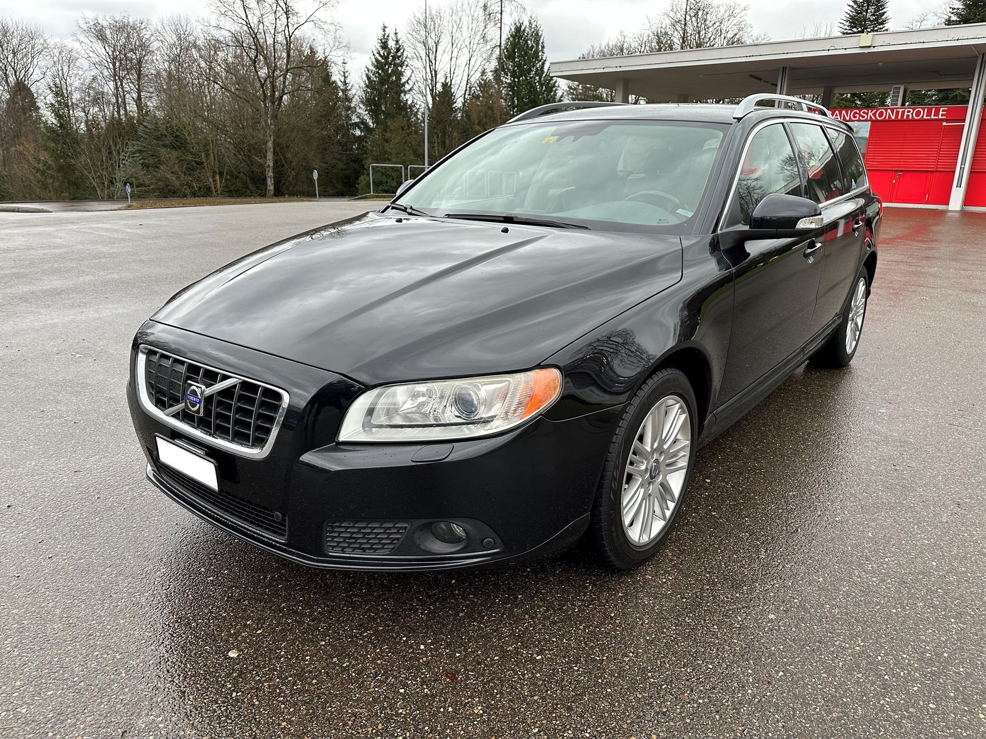 VOLVO V70 T6 AWD Summum Geartronic-image-2