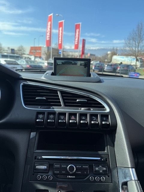 PEUGEOT 3008 1.6 Blue HDI Active Tiptronic-image-10