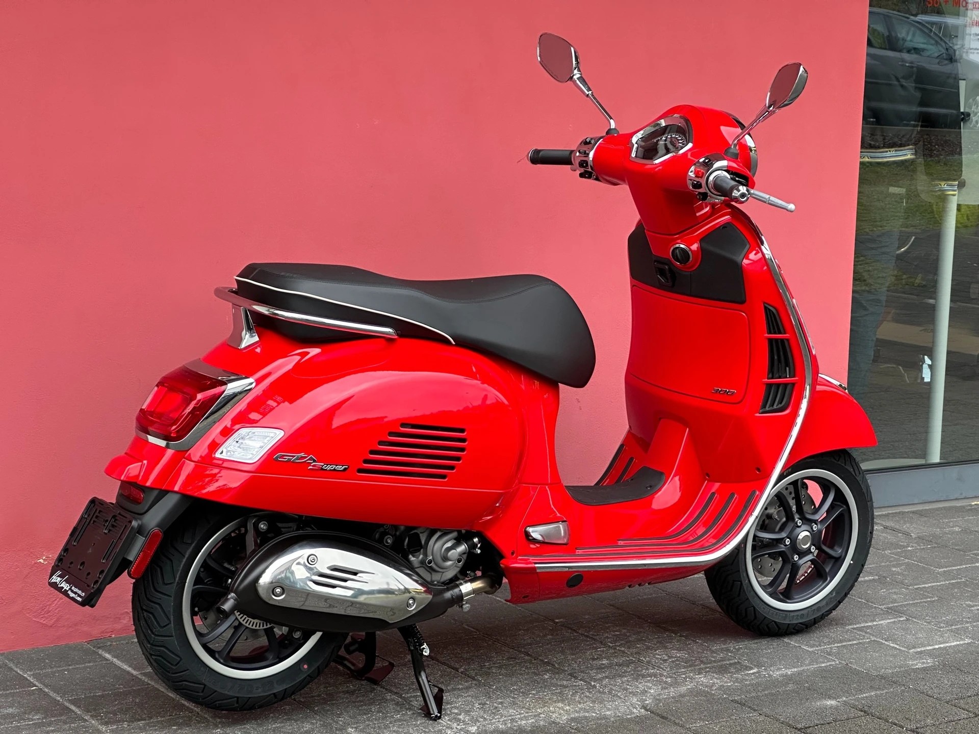 PIAGGIO Vespa GTS 125 Super RST Euro 5+-image-5