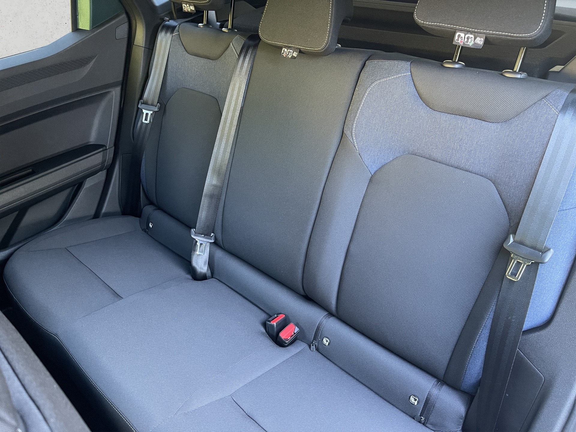 DACIA Duster 1.2 TCe Journey 4WD-image-11
