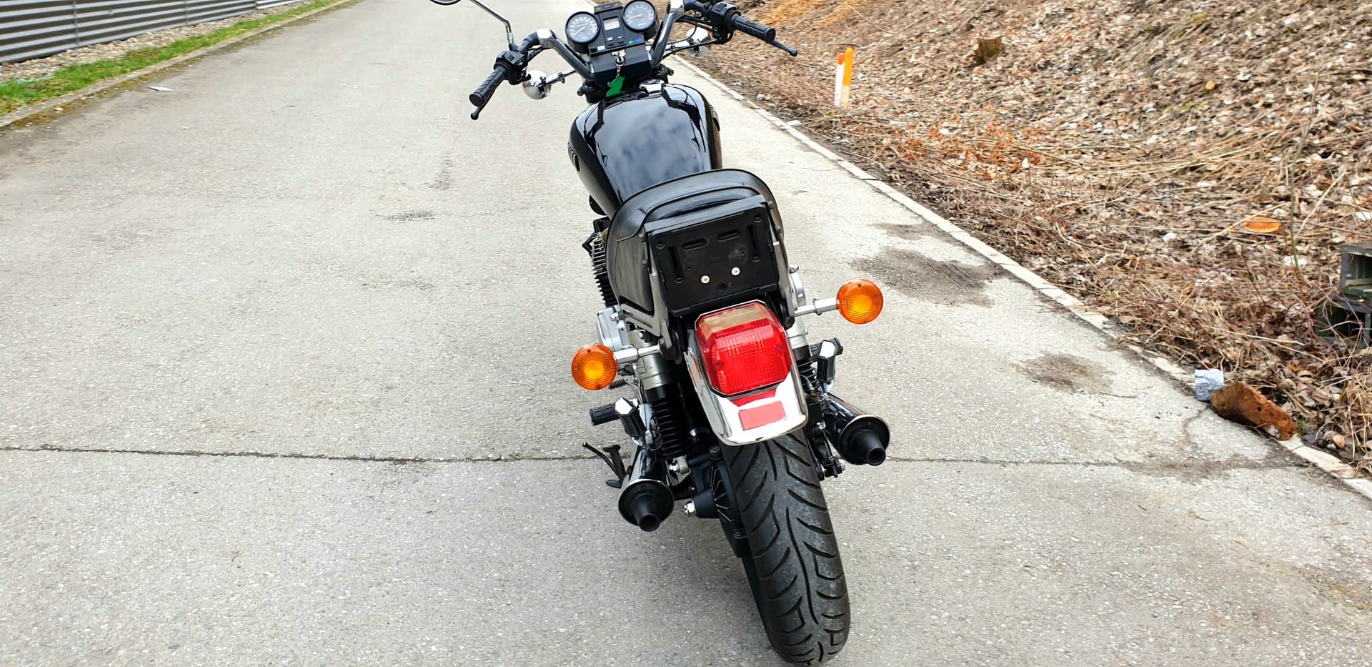YAMAHA XJ 900-image-3