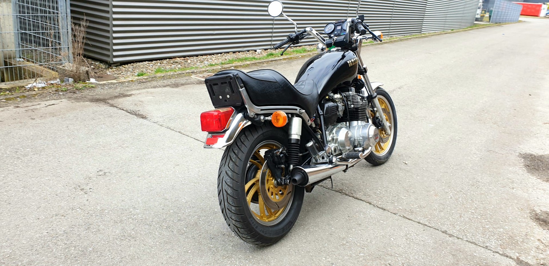 YAMAHA XJ 900-image-7