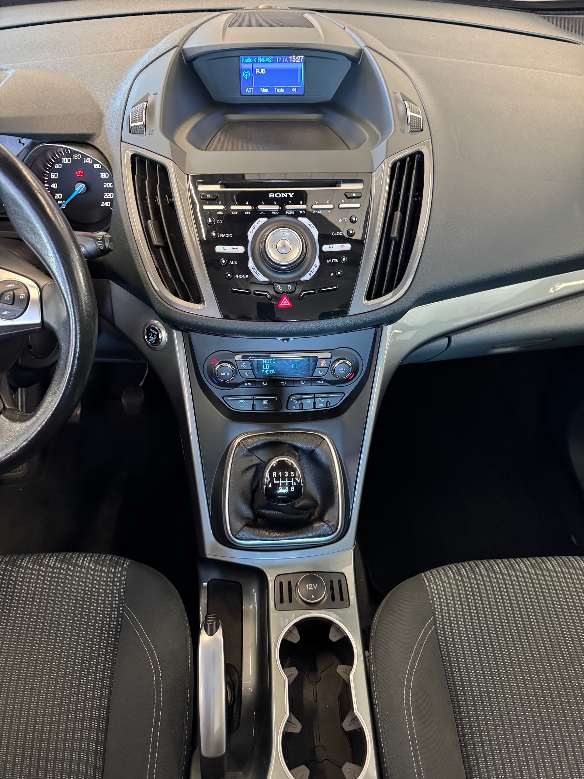 FORD Grand C-Max 1.6 TDCi Titanium-image-12