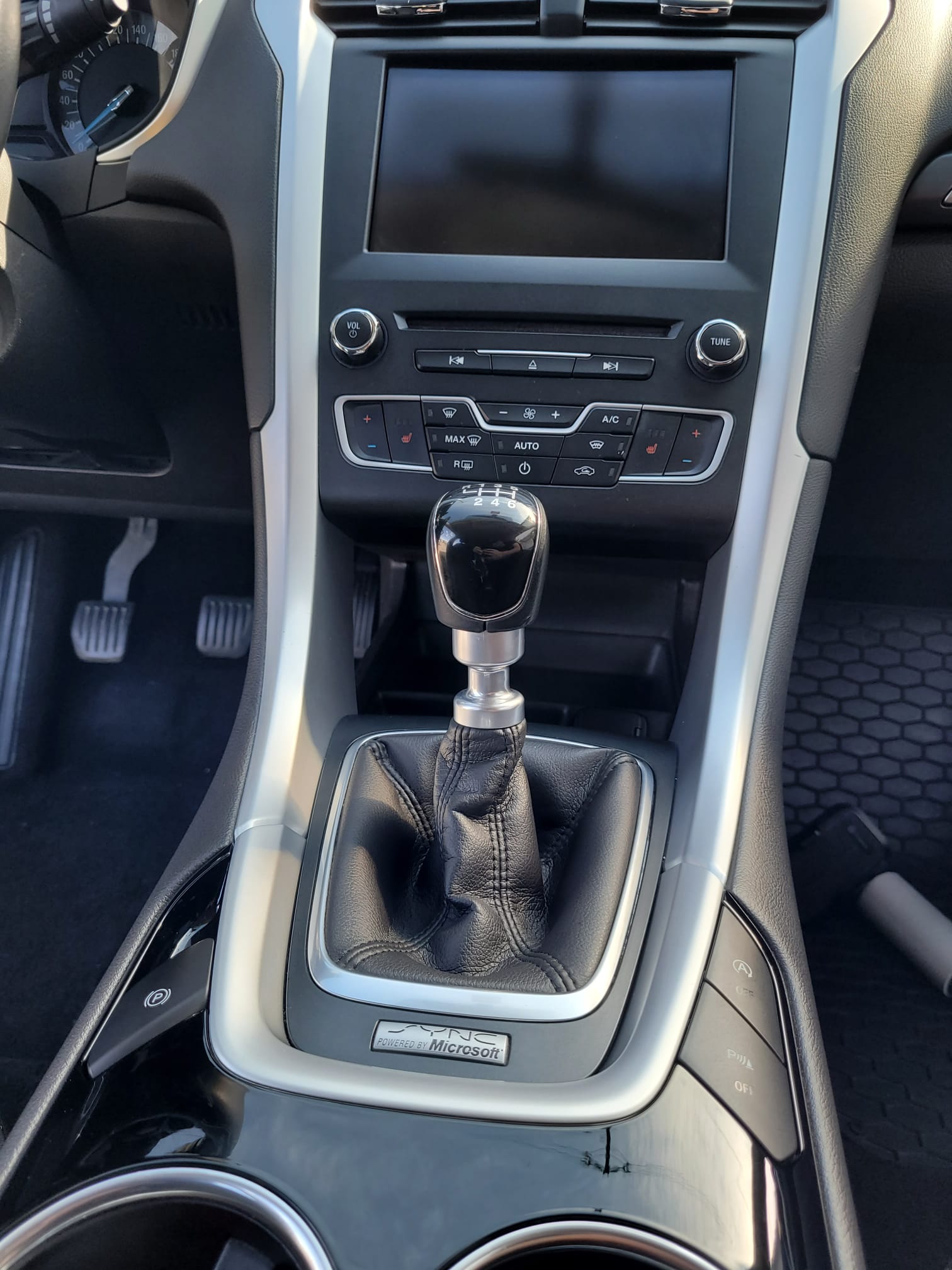 FORD FORD Ford Mondeo Mk5 1.6 TDCi ( zweiter Radsatz)-image-7