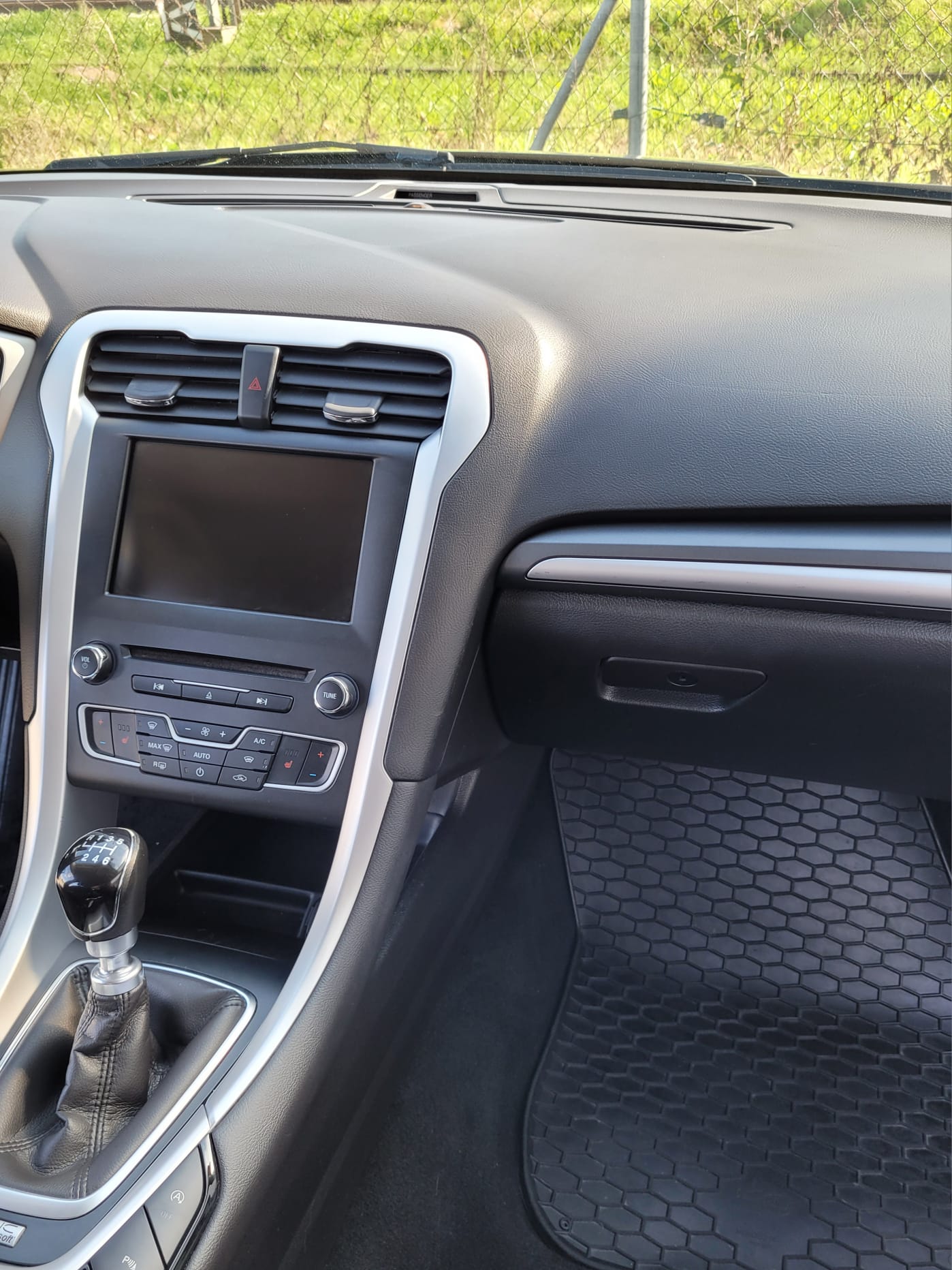 FORD FORD Ford Mondeo Mk5 1.6 TDCi ( zweiter Radsatz)-image-8