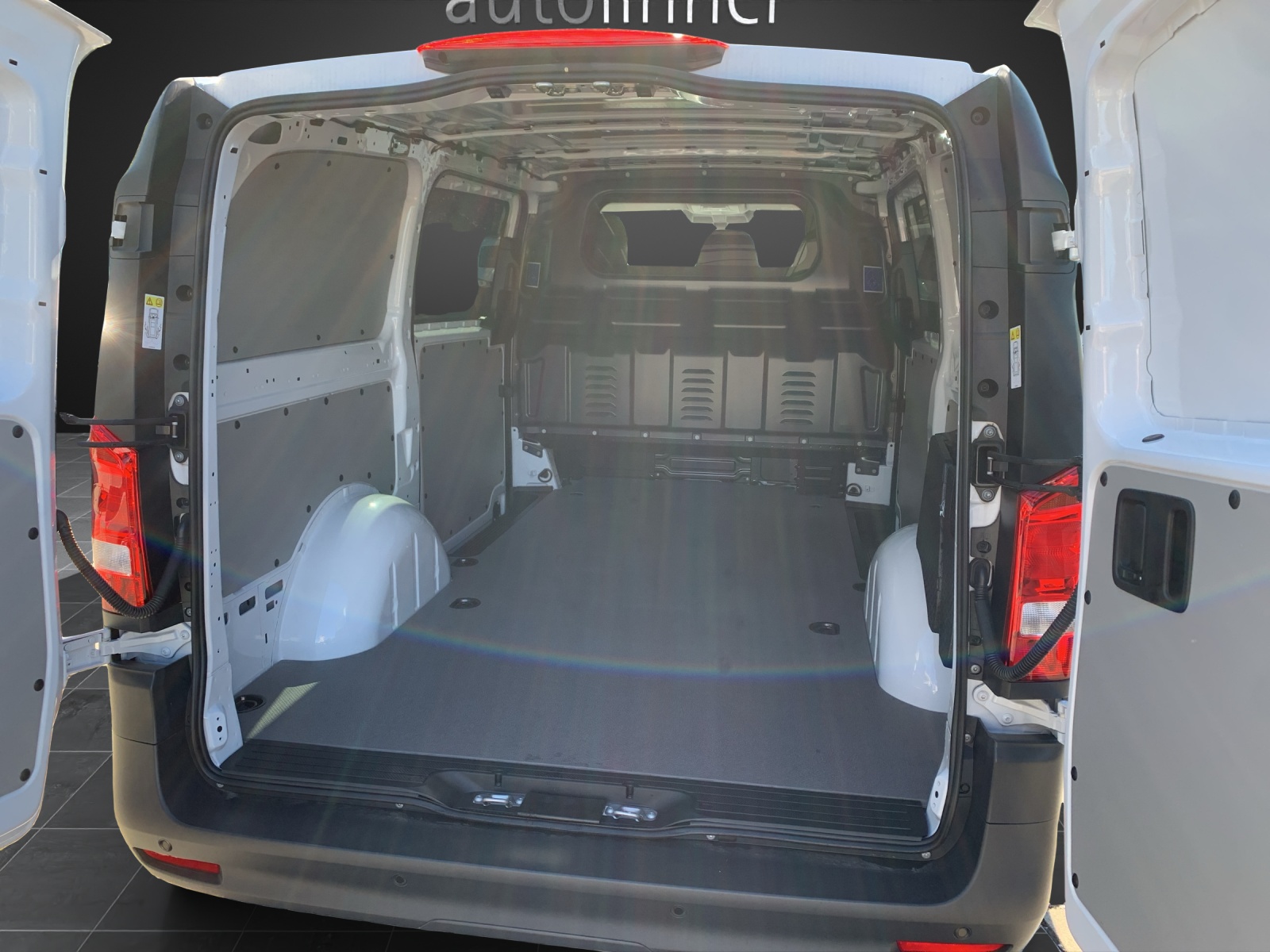 MERCEDES-BENZ Vito 116 CDI Lang Pro 9G-Tronic 4M-image-12