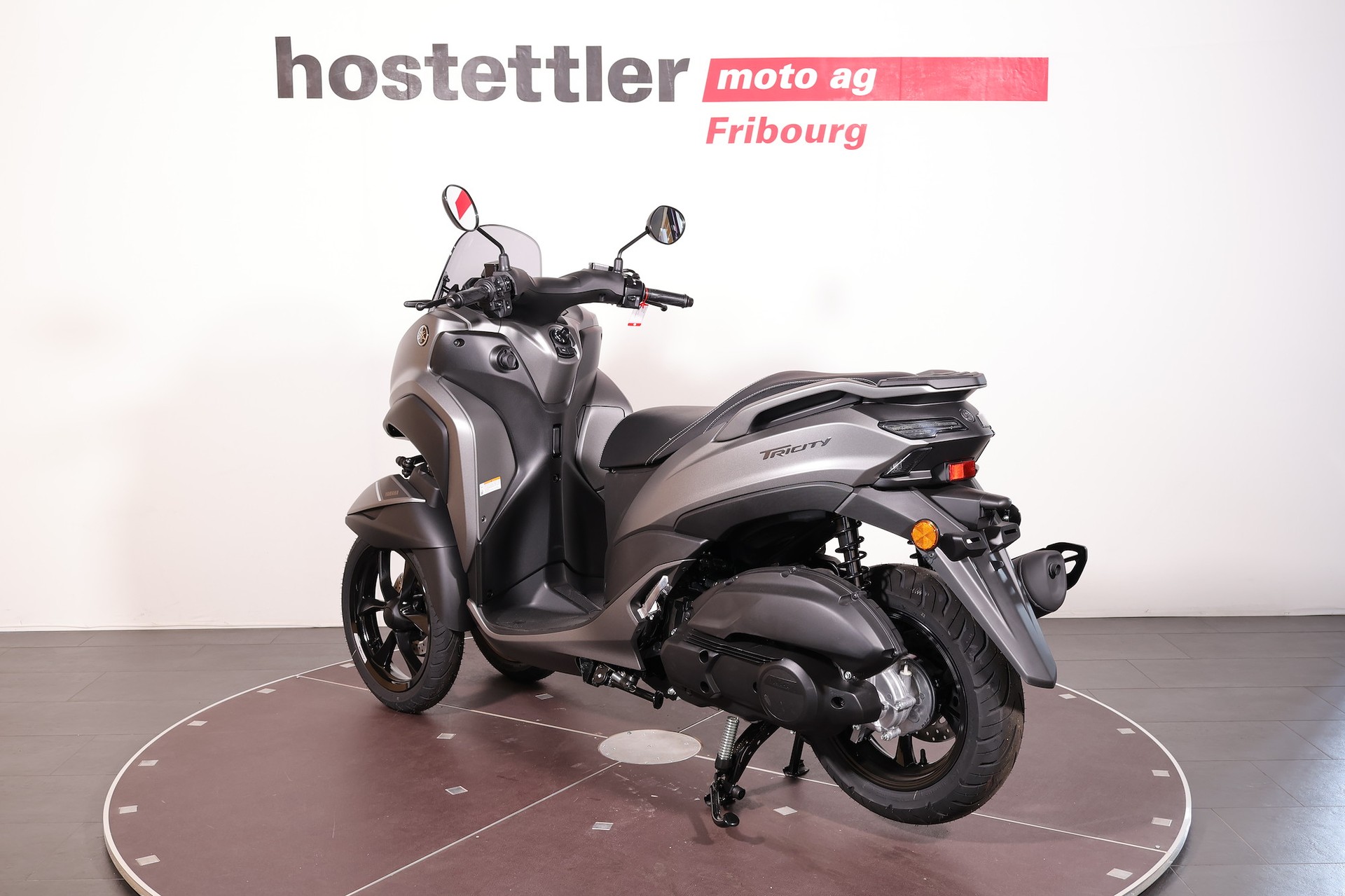 YAMAHA Tricity 125-showroom-element-3