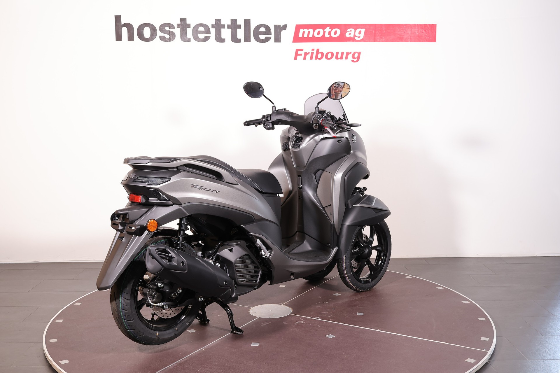 YAMAHA Tricity 125-showroom-element-2