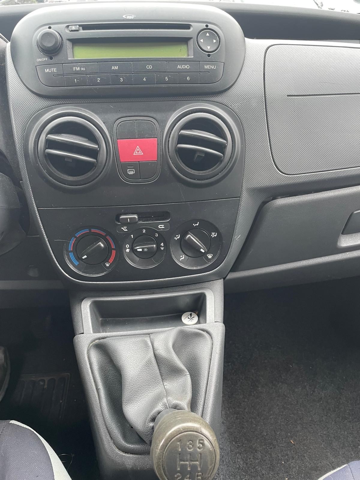 CITROEN Nemo 1.4 HDI Combi+ X-TR-image-9