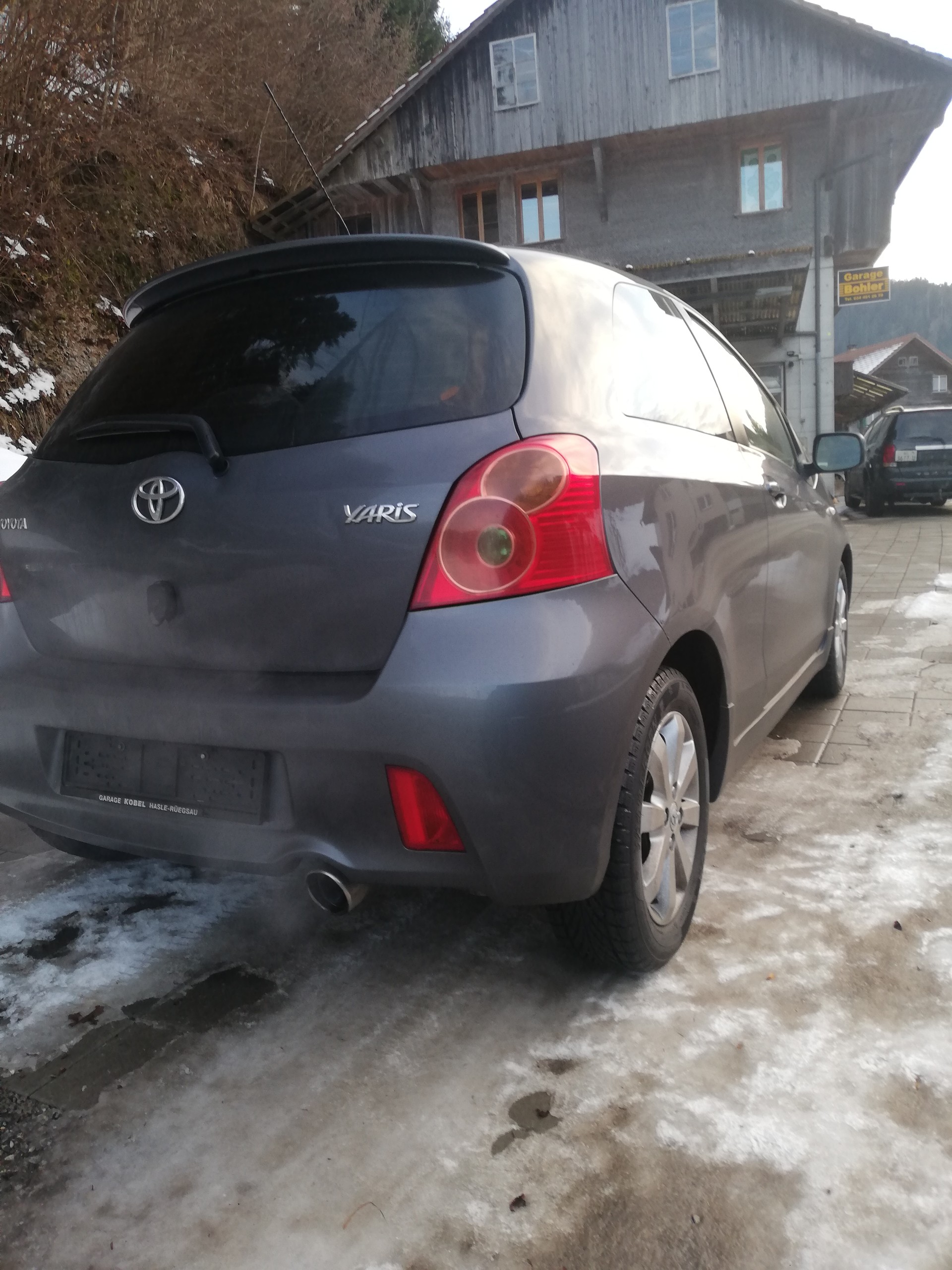 TOYOTA Yaris 1.8 TS-image-1