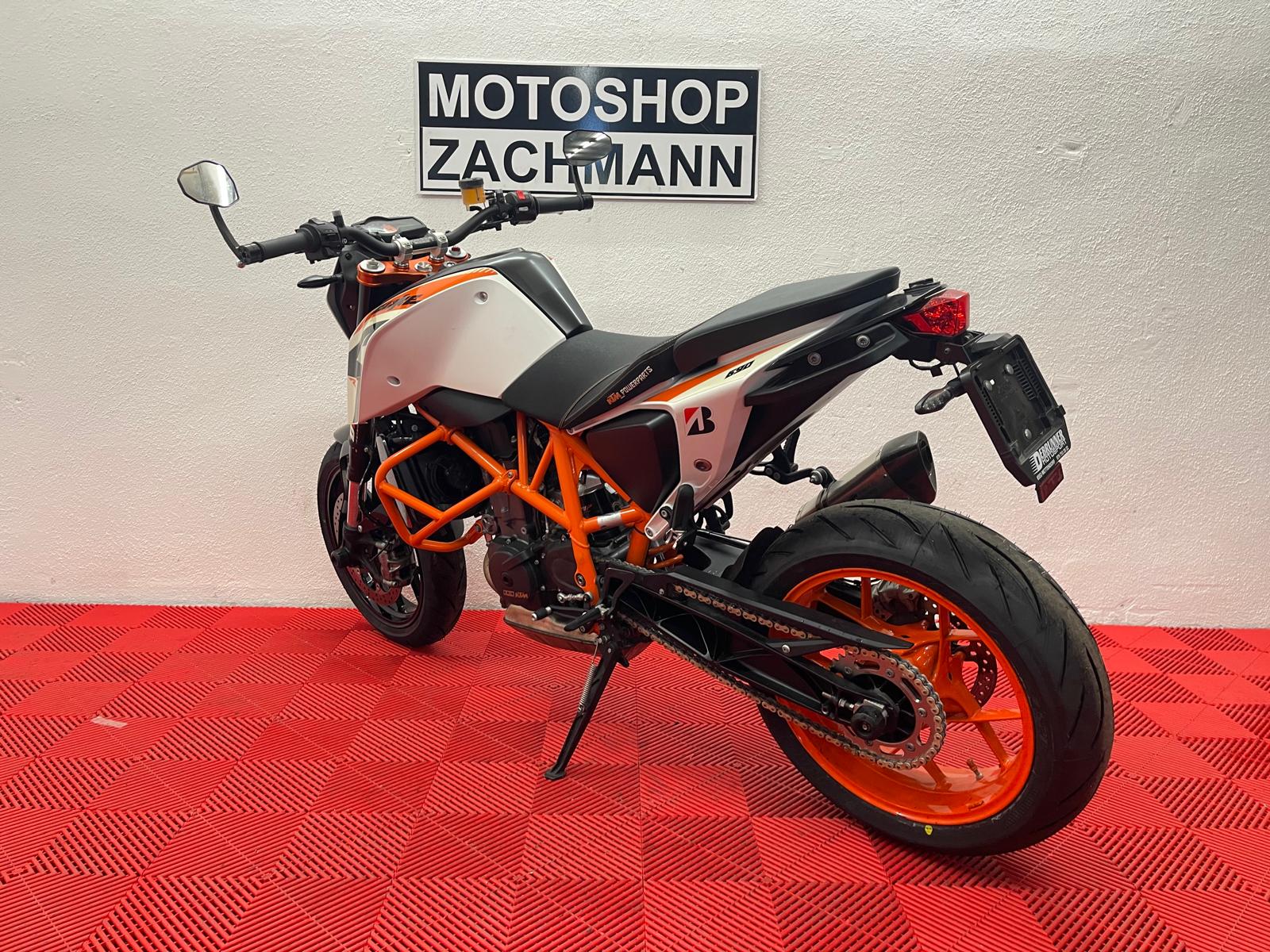 KTM 690 Duke R ABS-image-5