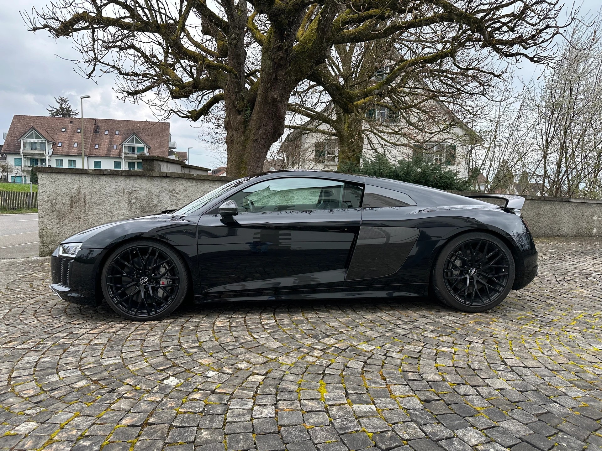 AUDI R8 Coupé 5.2 plus S-Tronic / Frisch ab MFK / Ohne OPF / 36 Monate Garantie exkl. / Keramik / Bang & Olufsen-image-7