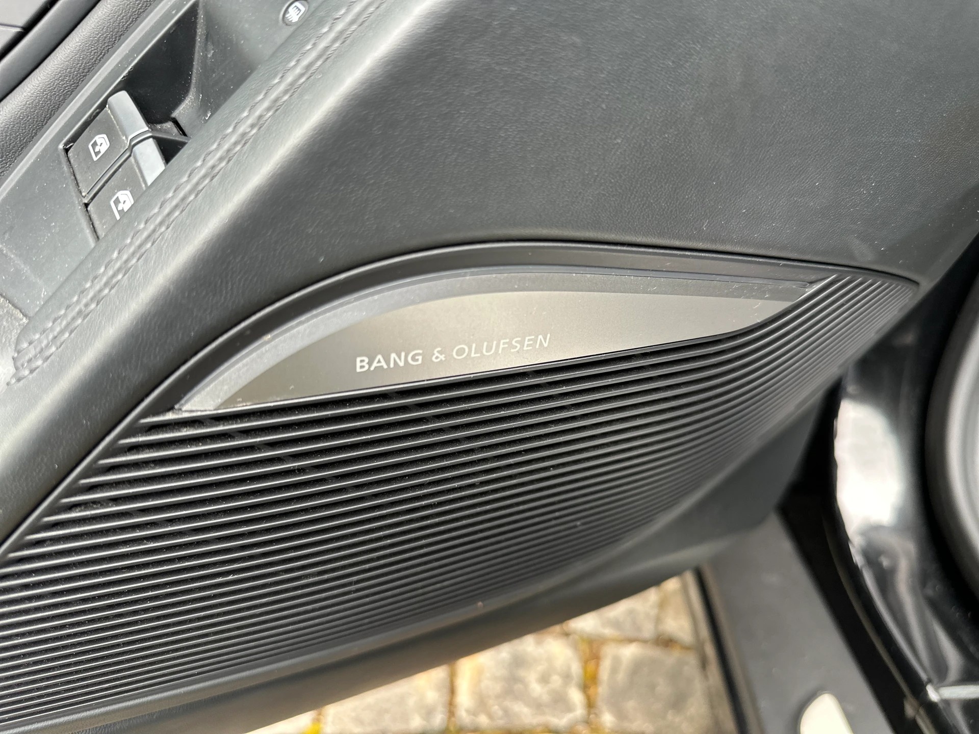 AUDI R8 Coupé 5.2 plus S-Tronic / Frisch ab MFK / Ohne OPF / 36 Monate Garantie exkl. / Keramik / Bang & Olufsen-image-14
