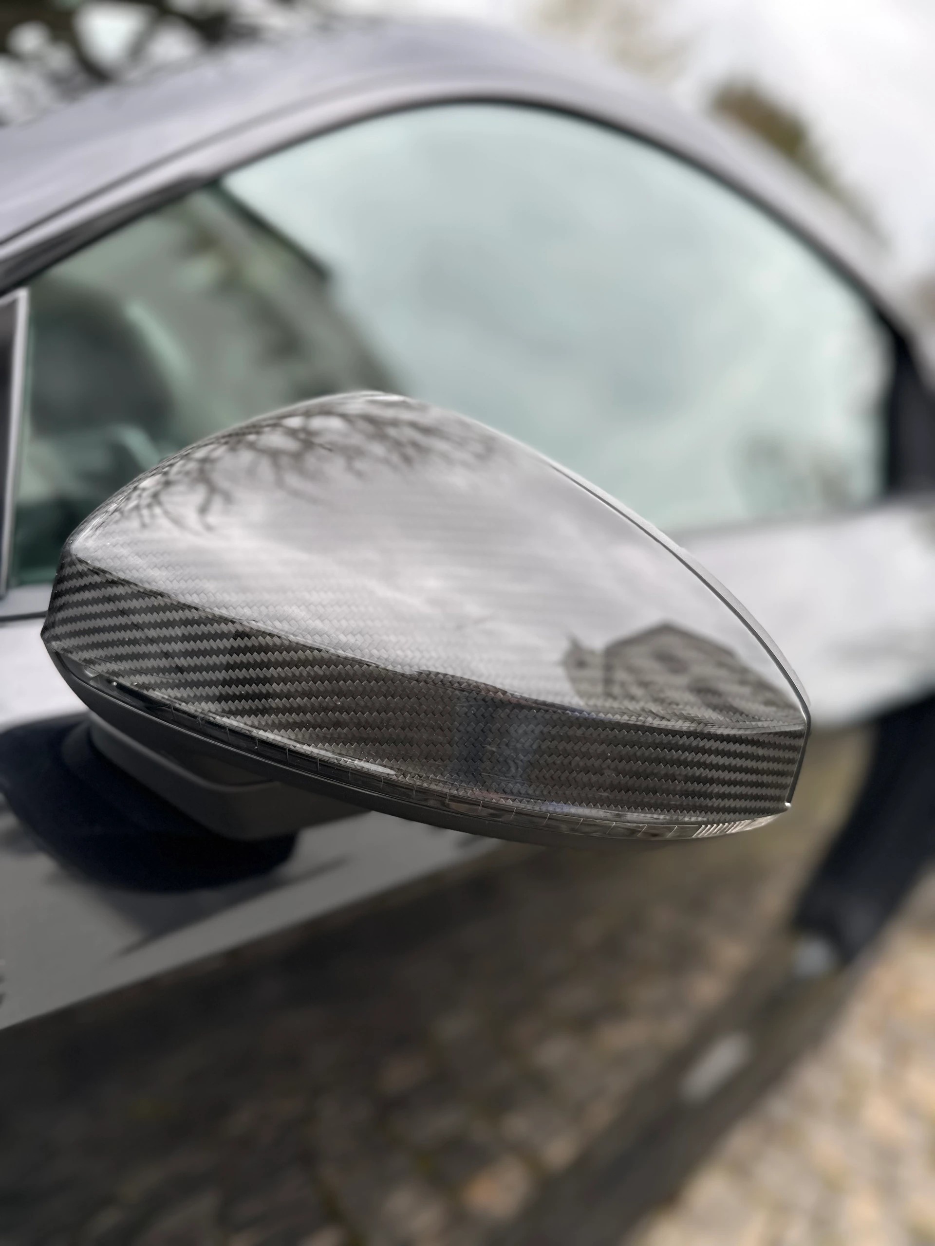 AUDI R8 Coupé 5.2 plus S-Tronic / Frisch ab MFK / Ohne OPF / 36 Monate Garantie exkl. / Keramik / Bang & Olufsen-image-11