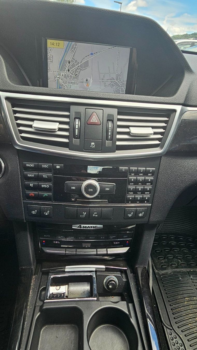MERCEDES-BENZ E 350 Elégance 4Matic 7G-Tronic-image-6
