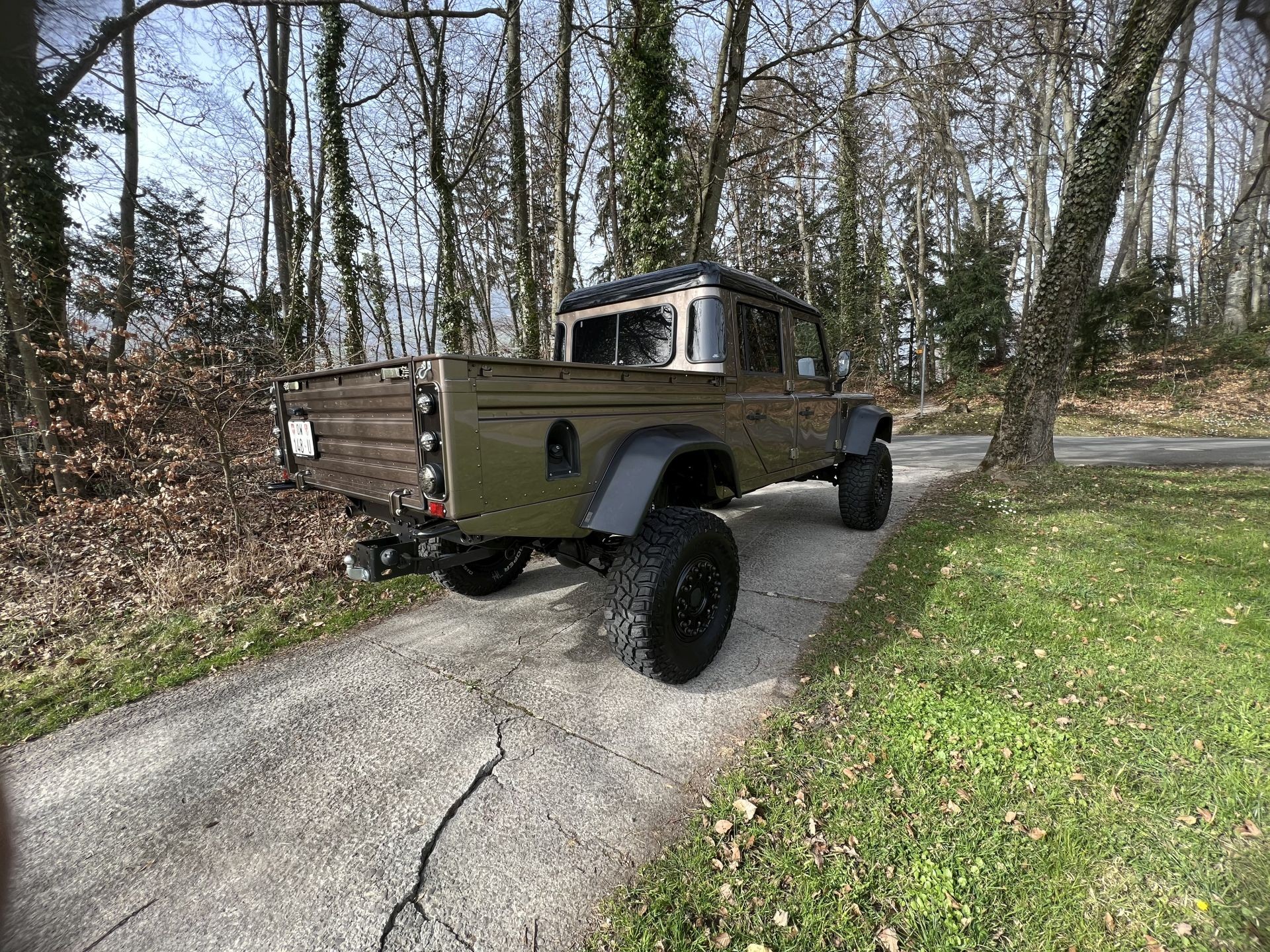 LAND ROVER Defender 130 2.4 Td4 DCPU Avus Portalachsen-image-6